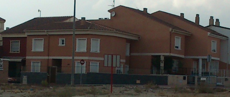 Cuatro viviendas unifamiliares