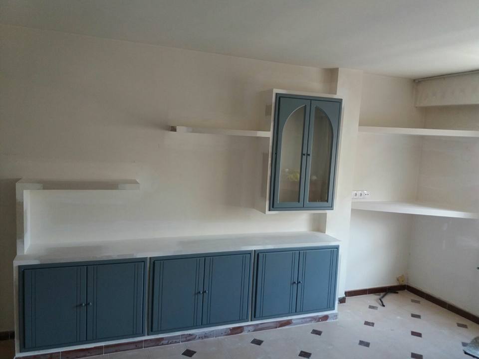 Decoracion en yeso laminado con carpinteria