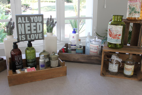 Bandejas de madera para mantener el orden