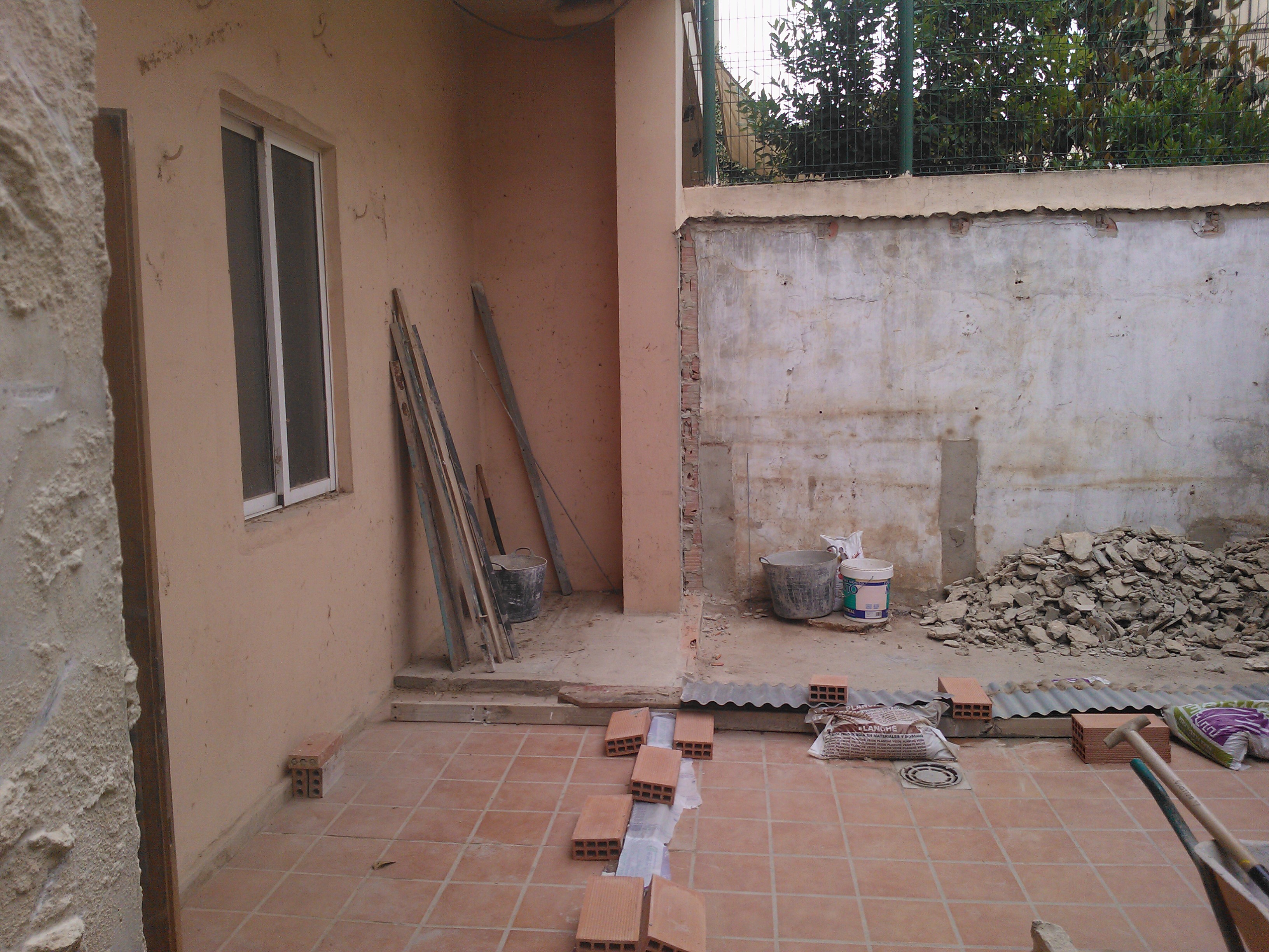 deribo y preparacion para hacer tabiques