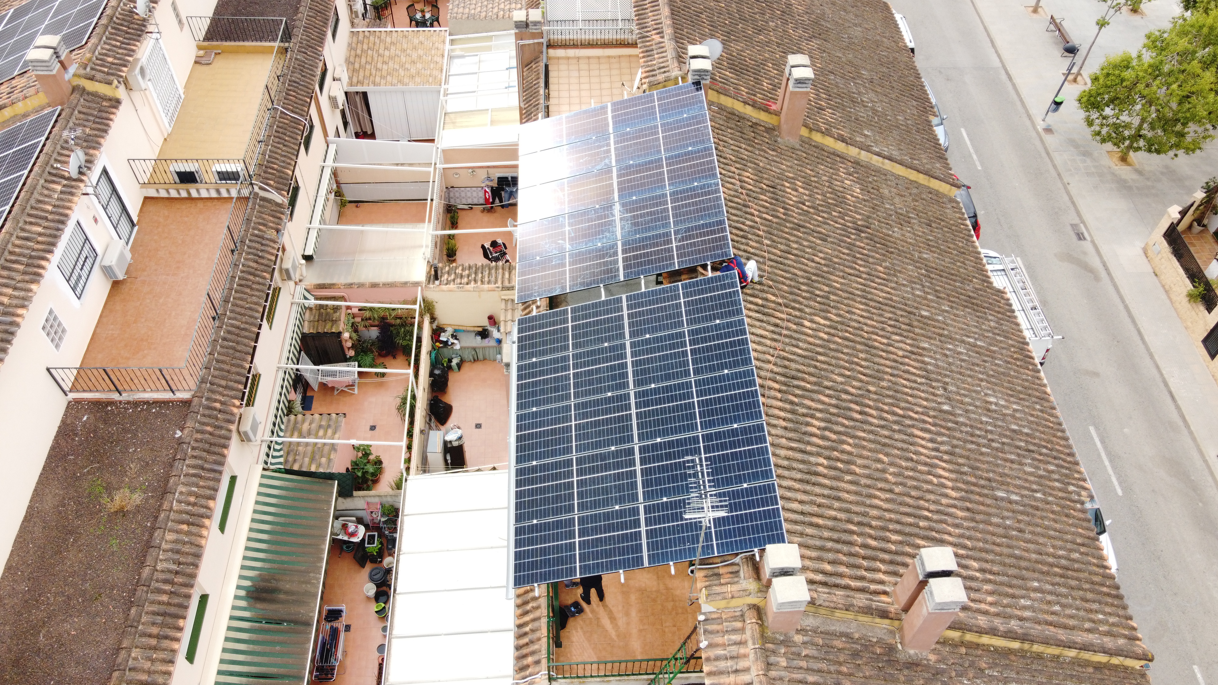 Instalación de pérgolas solares