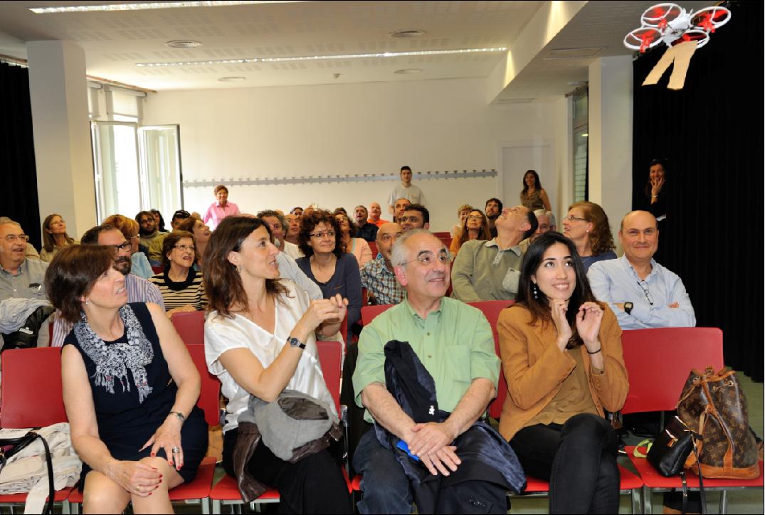  Alcaldesa y Regidor Mecdi Ambient ,ponencia domotica en Sant Cugat del Vallès