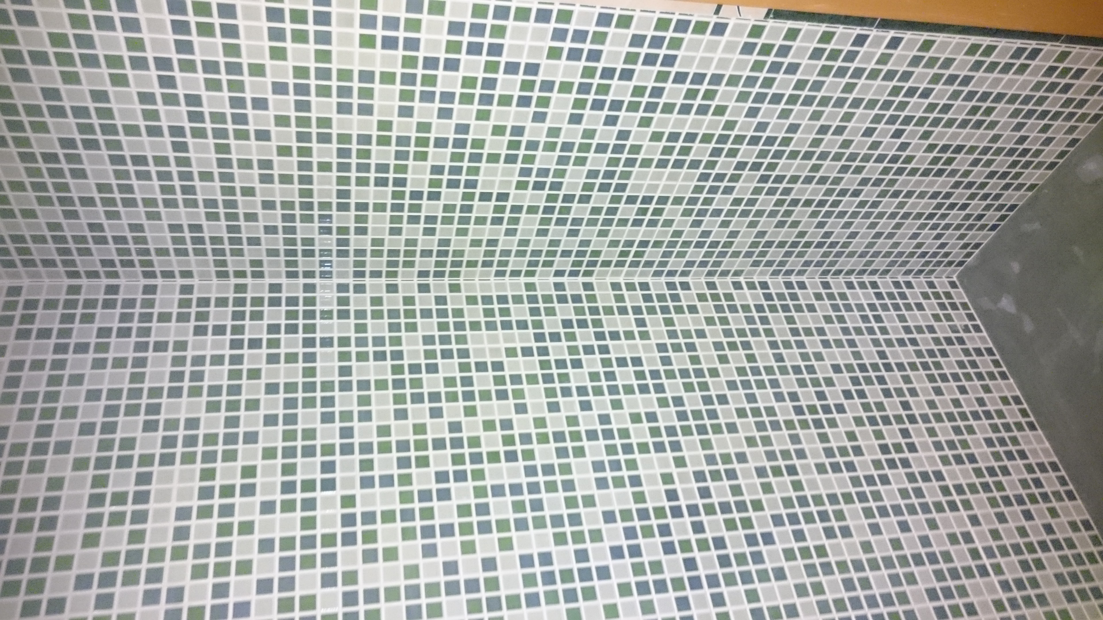 Alicatado imitacion gresite