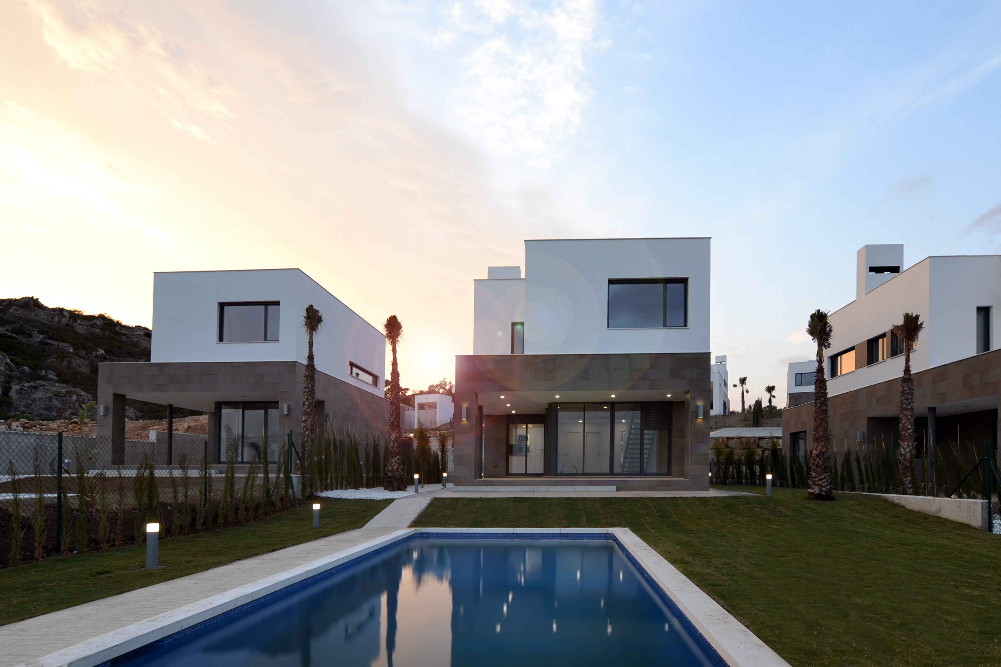 13 villas unifamiliares