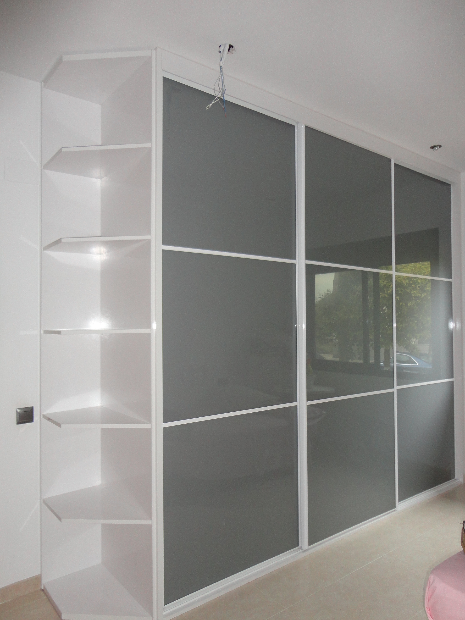 ARMARIO CORREDERO DE GUIA VISTA