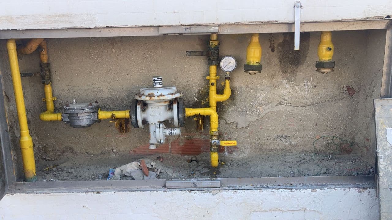 Reparación de fugas y equipos de regulación