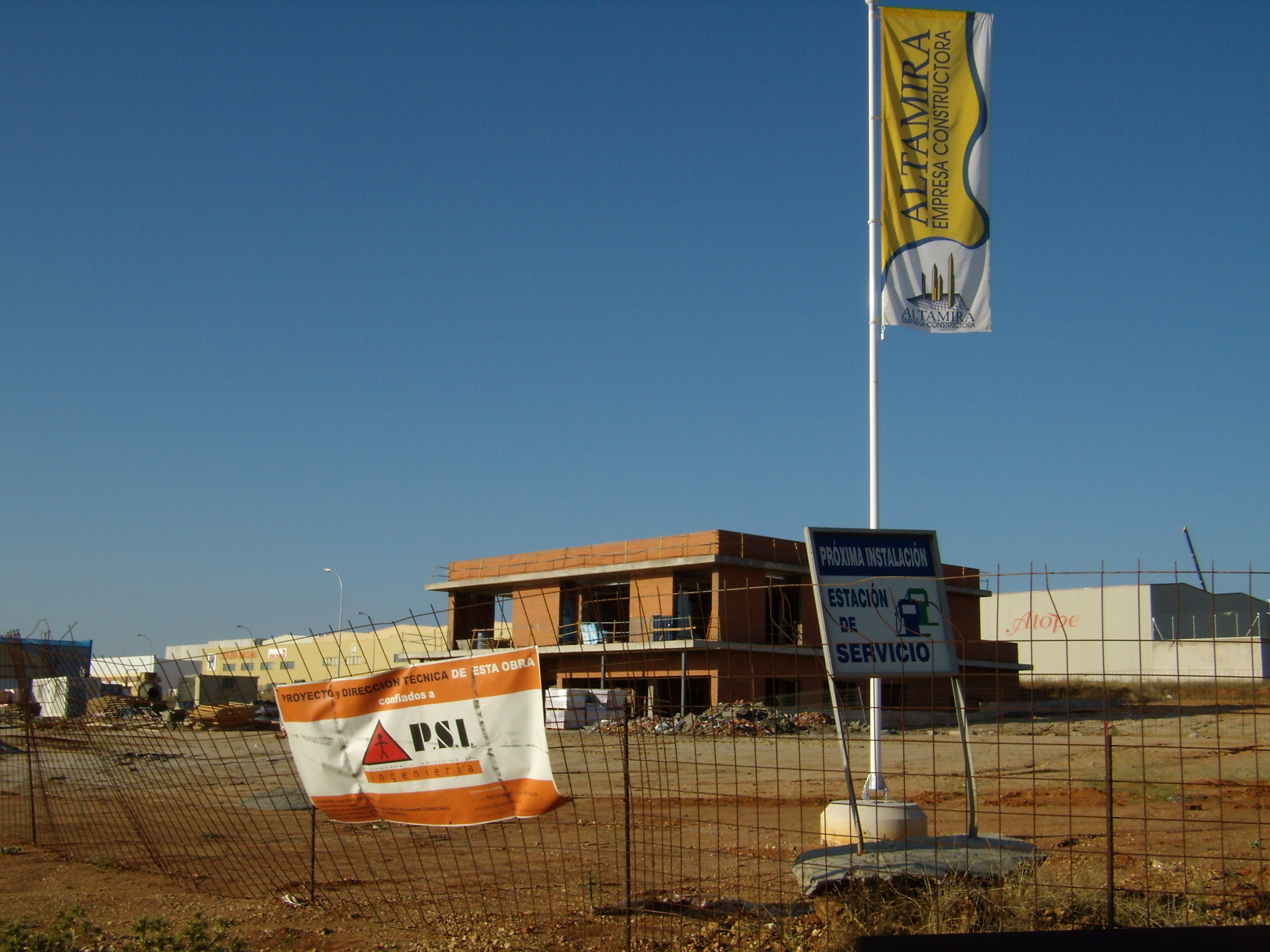 ESTACIÓN DE SERVICIO MONTALVO III