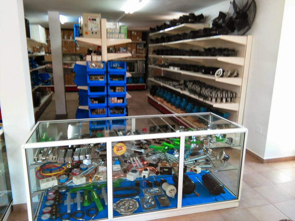 TIENDA  DE REPUESTOS