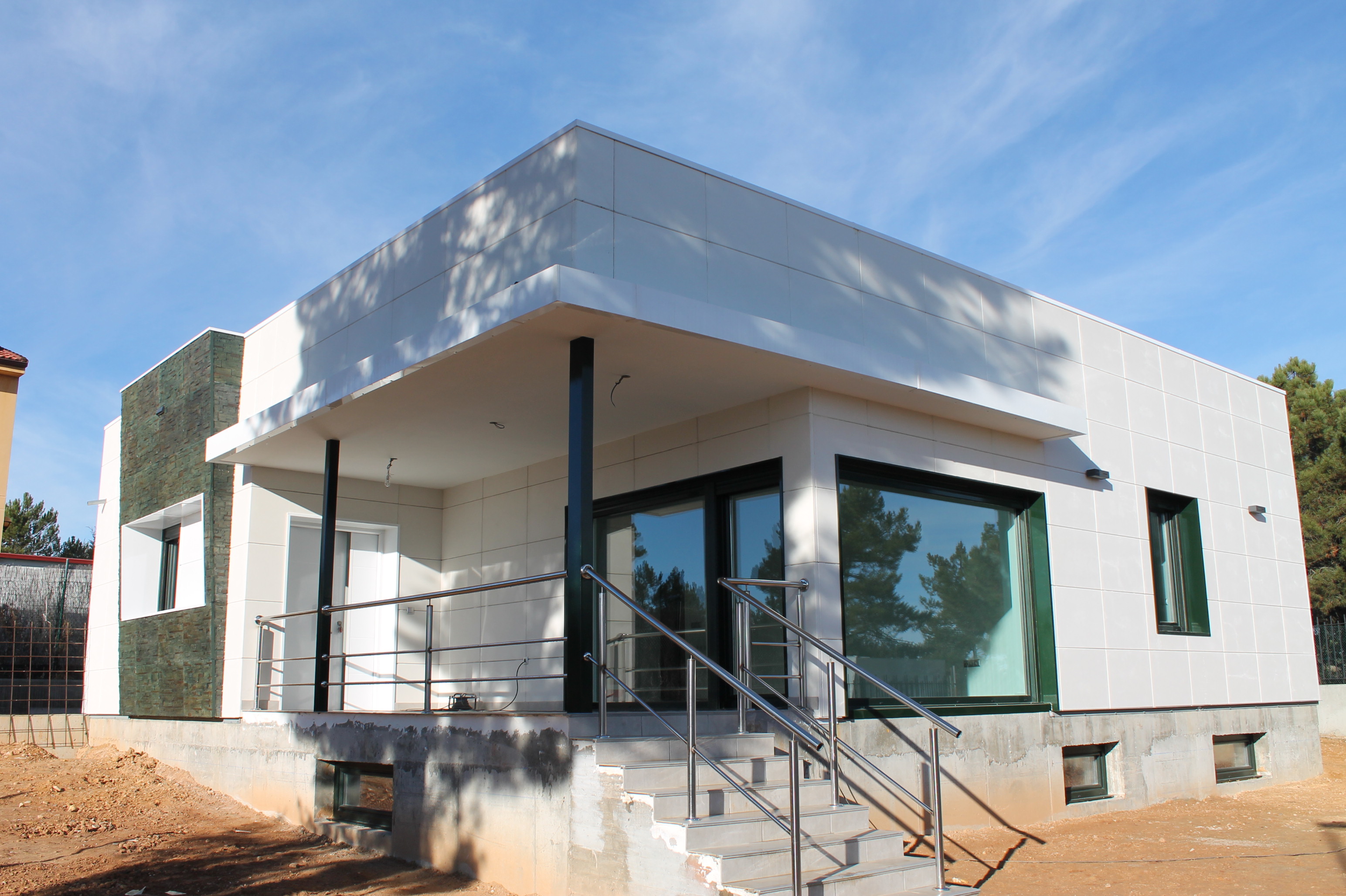 VIVIENDA UNIFAMILIAR MODERNA 144 M2 "ARIAN"