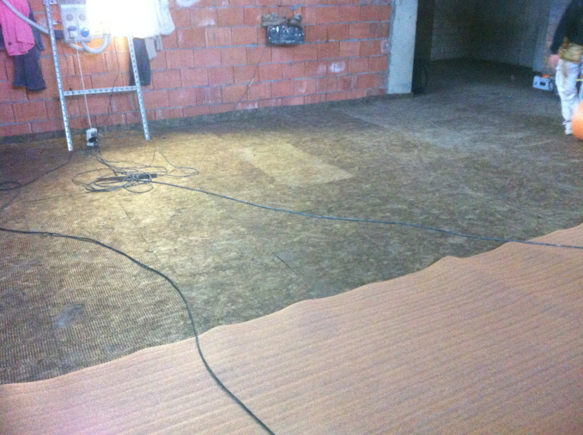 Guardería 70 dB  ( a)