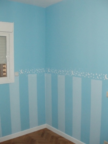 Habitación con rayas