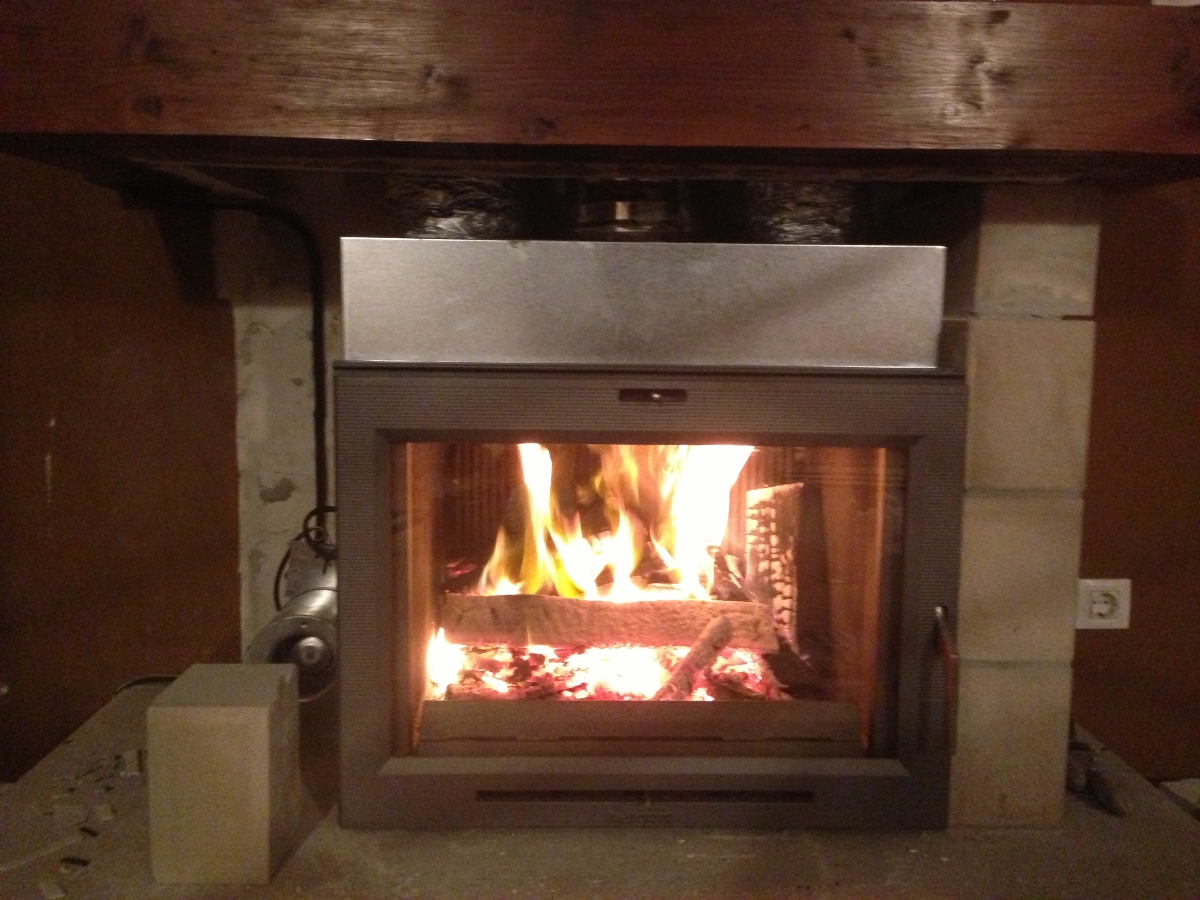 HIDRO ESTUFA DE LEÑA HERGOM 14 KW