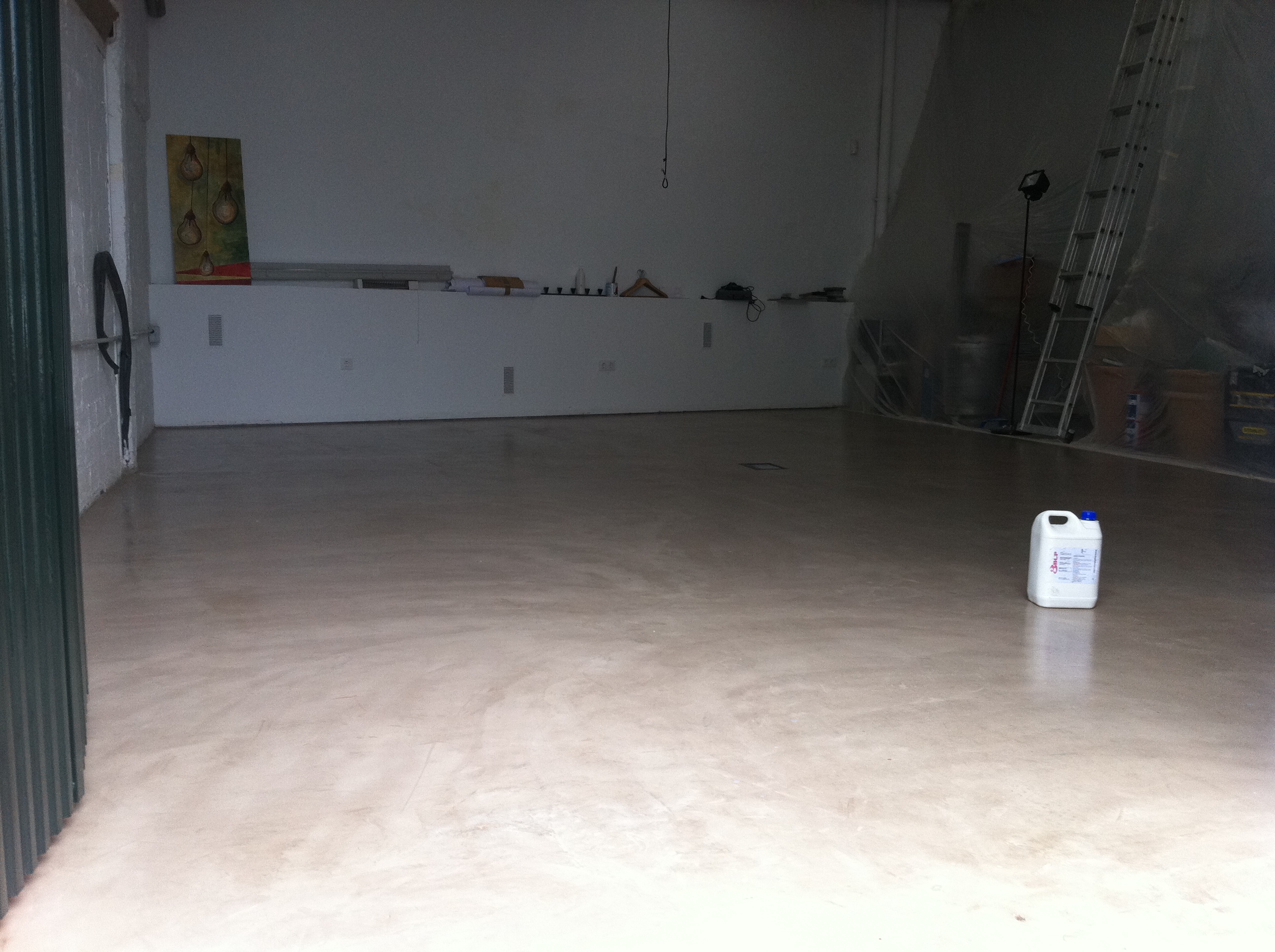 Pavimento en nave industrial