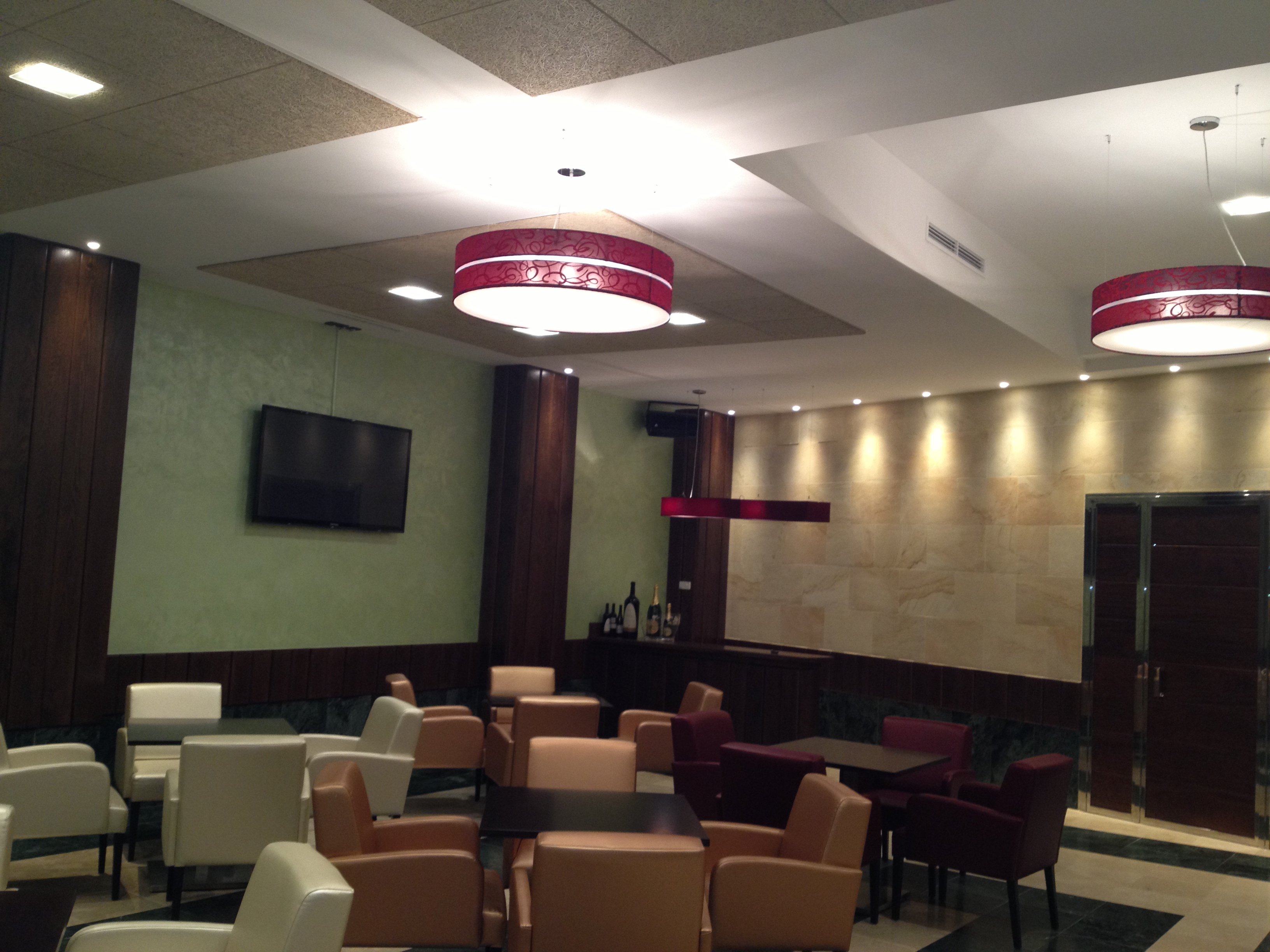 EDIFICIO PARA CONVENCIONES EN GUIJUELO (SALAMANCA)