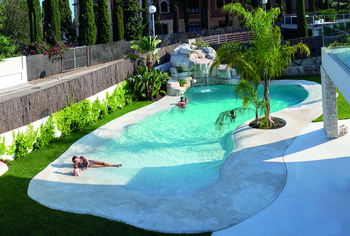 Piscina estilo Playa