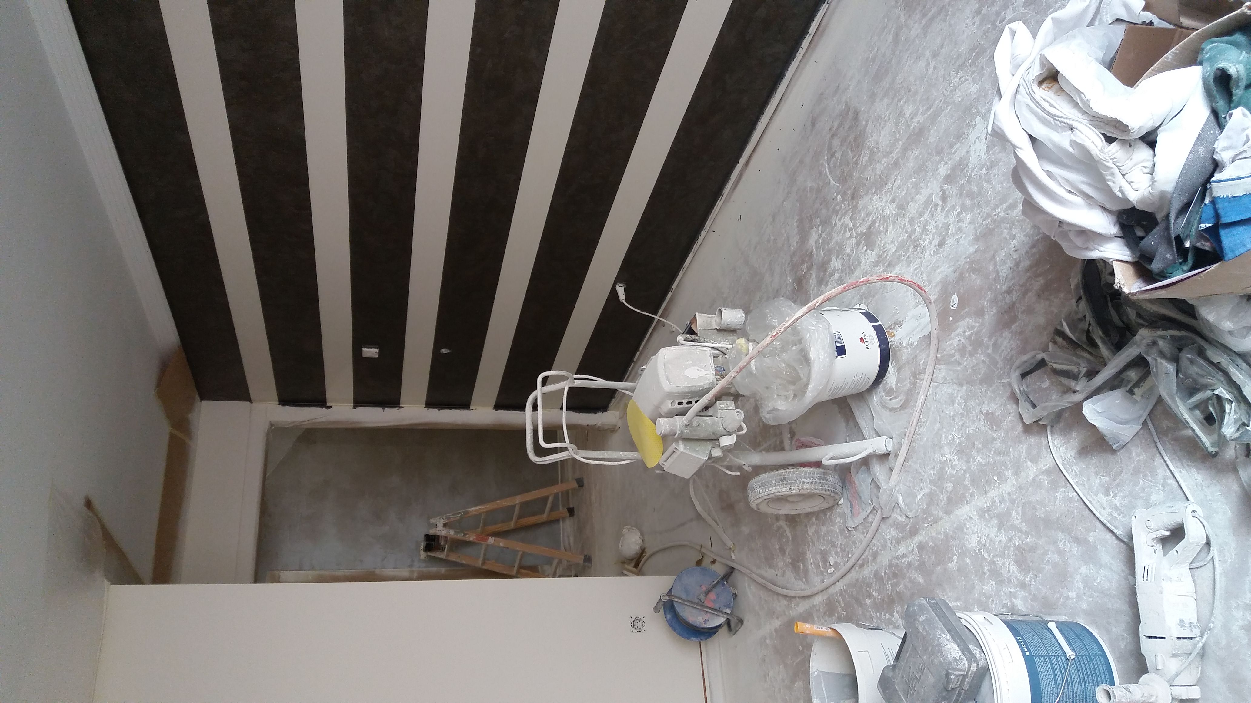 pared decorativa con terminados Klondike