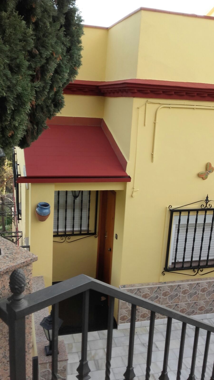 Excelente restauración en fachada