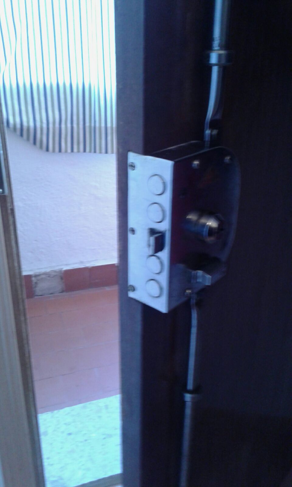 Cerraduras antiguas .bonbines de ponpa