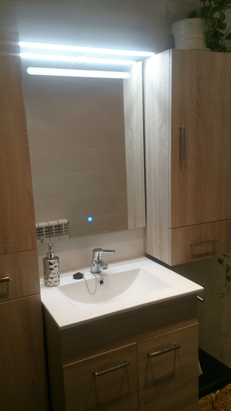 lavavo con espejo de interruptor táctil