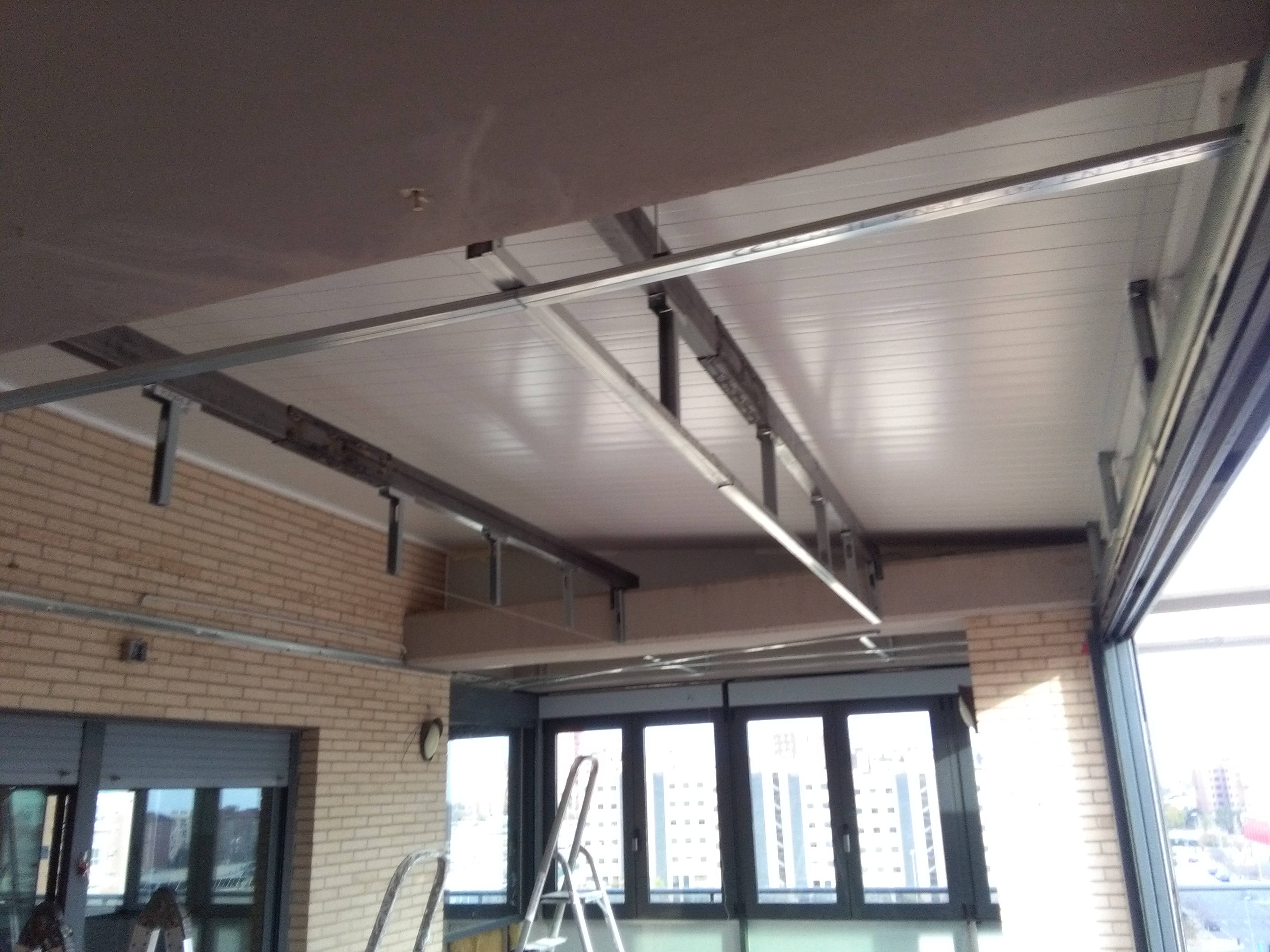 cerramiento y ampliacion