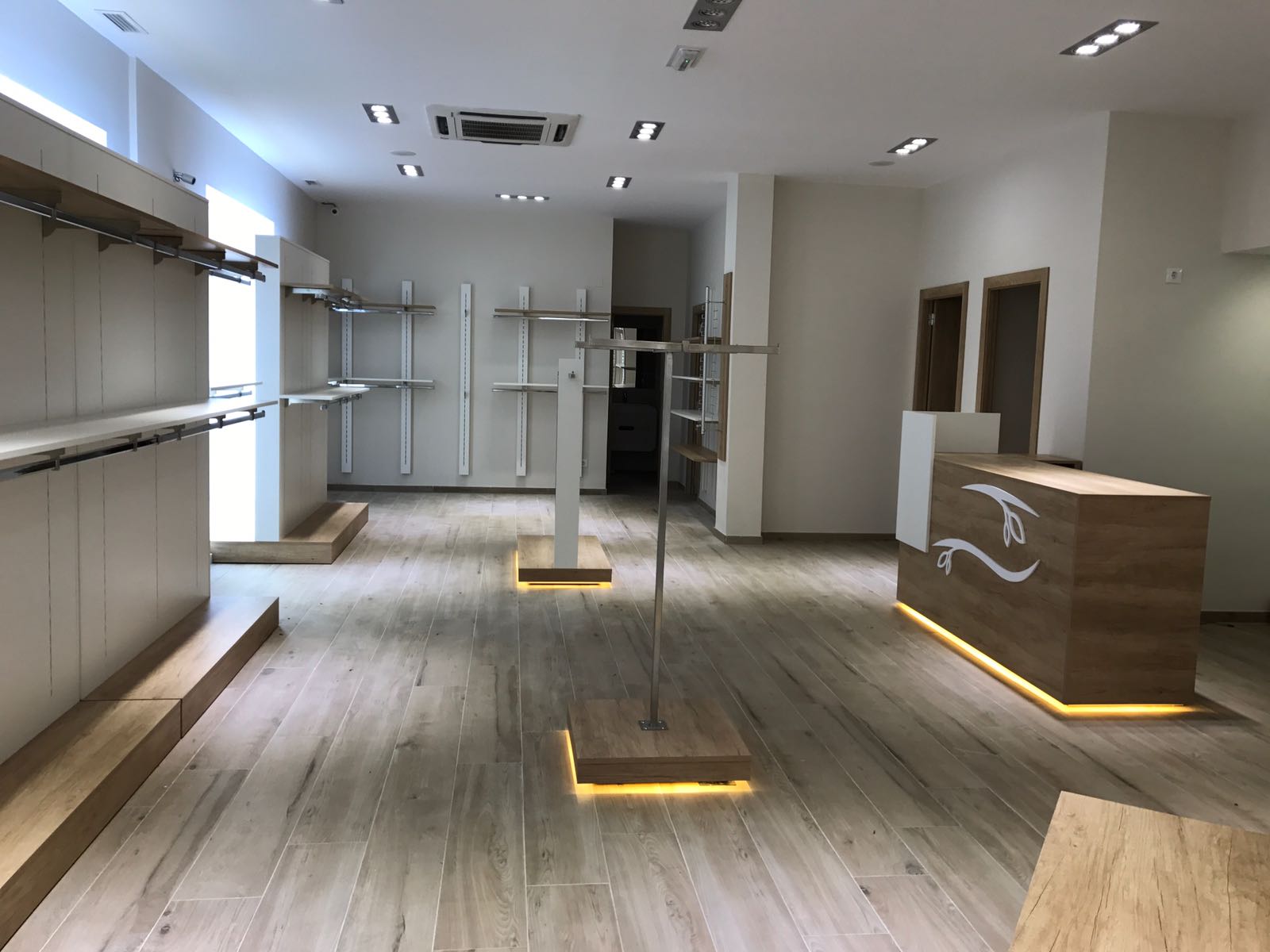 Tienda de ropa Sapertex