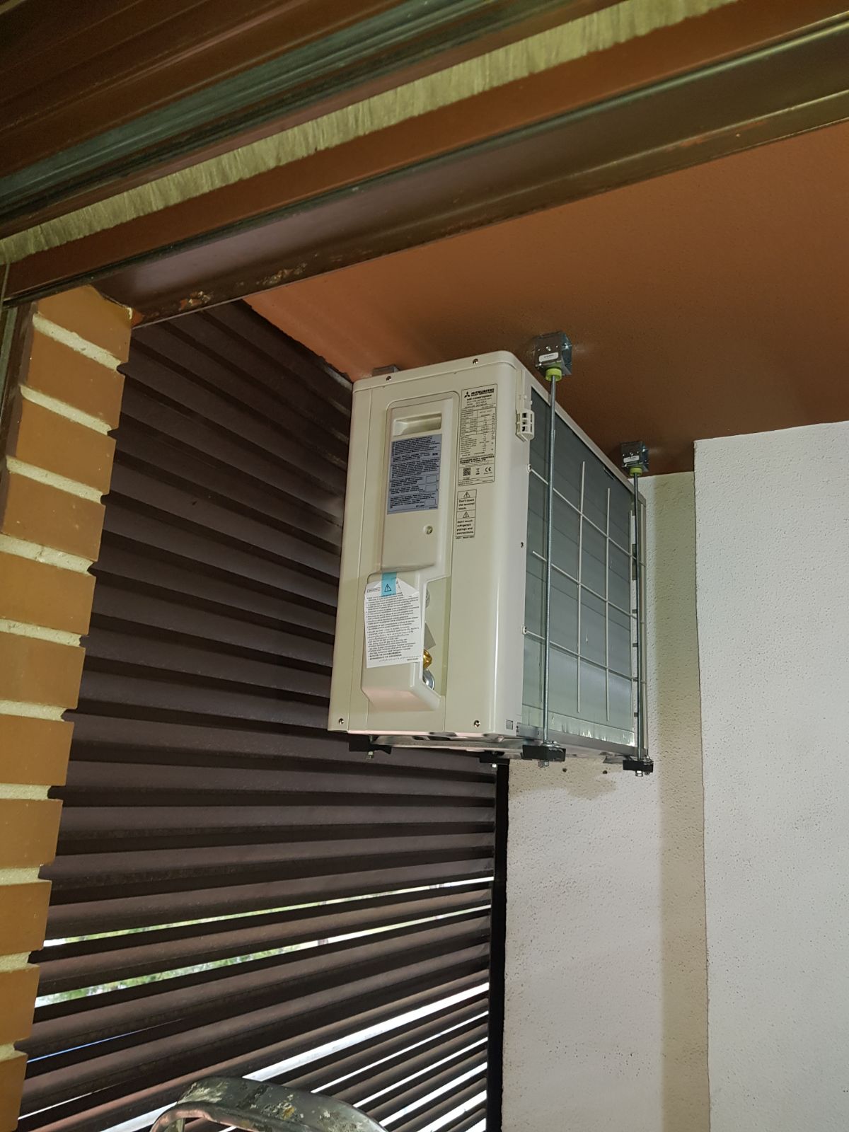 Unidad exterior aire acondicionado