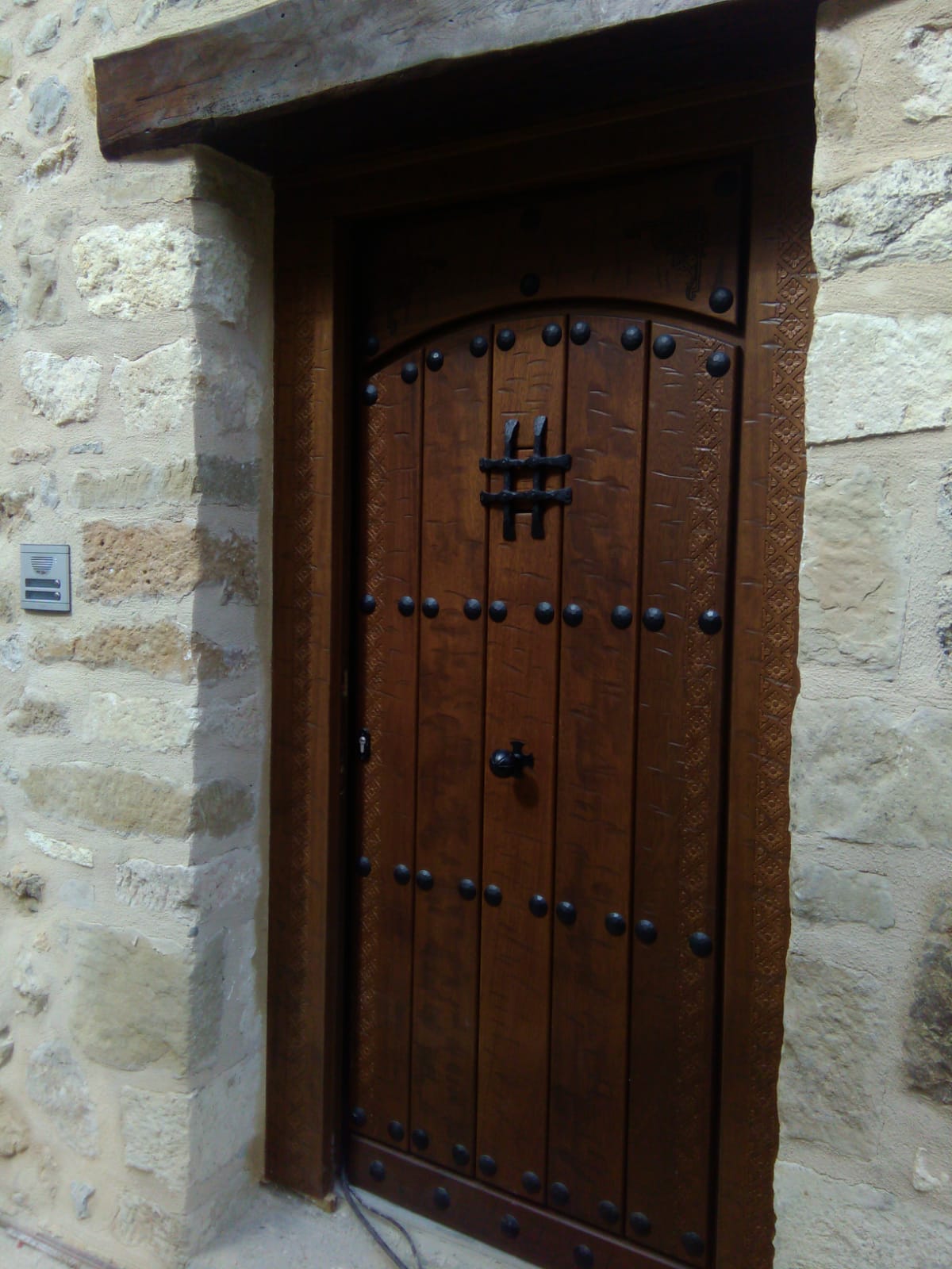 PUERTA DE ENTRADA RÚSTICA