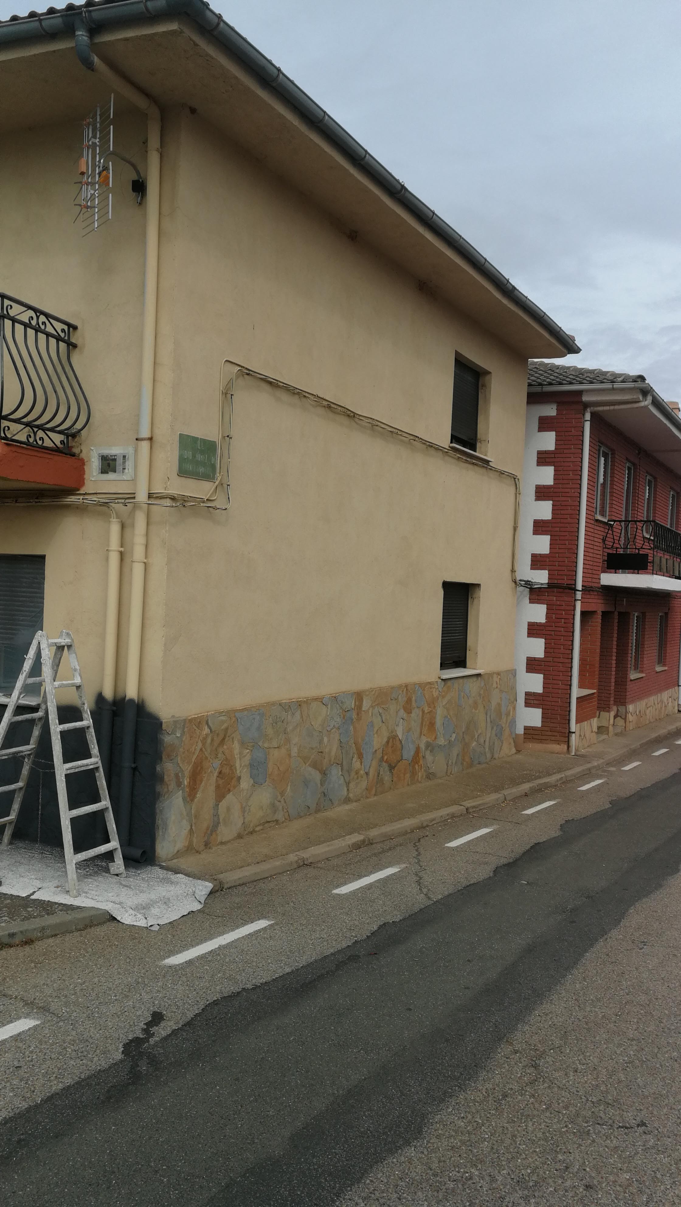 Fachada corcho proyectado (antes)