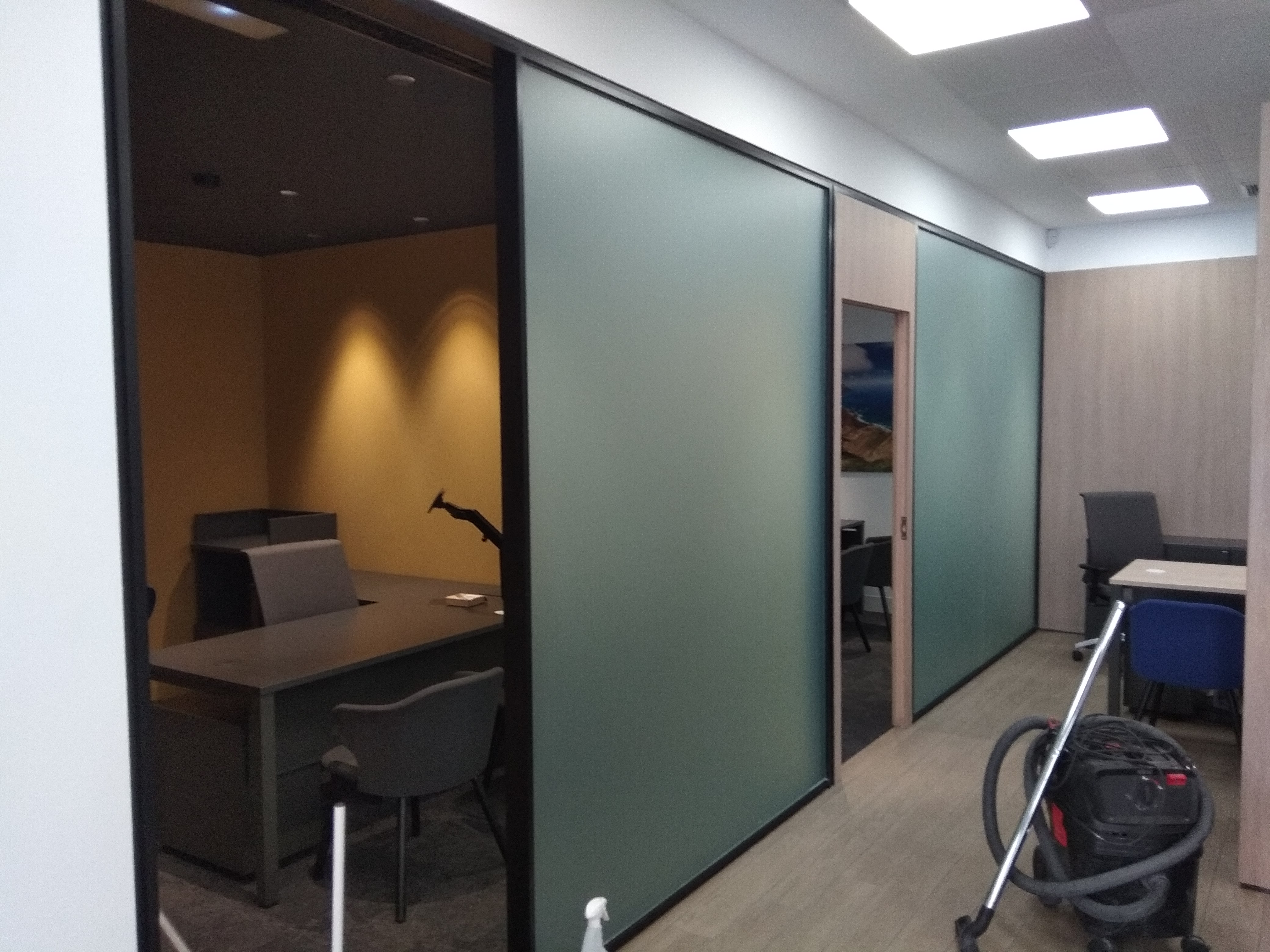 CERRAMIENTO DE OFICINA