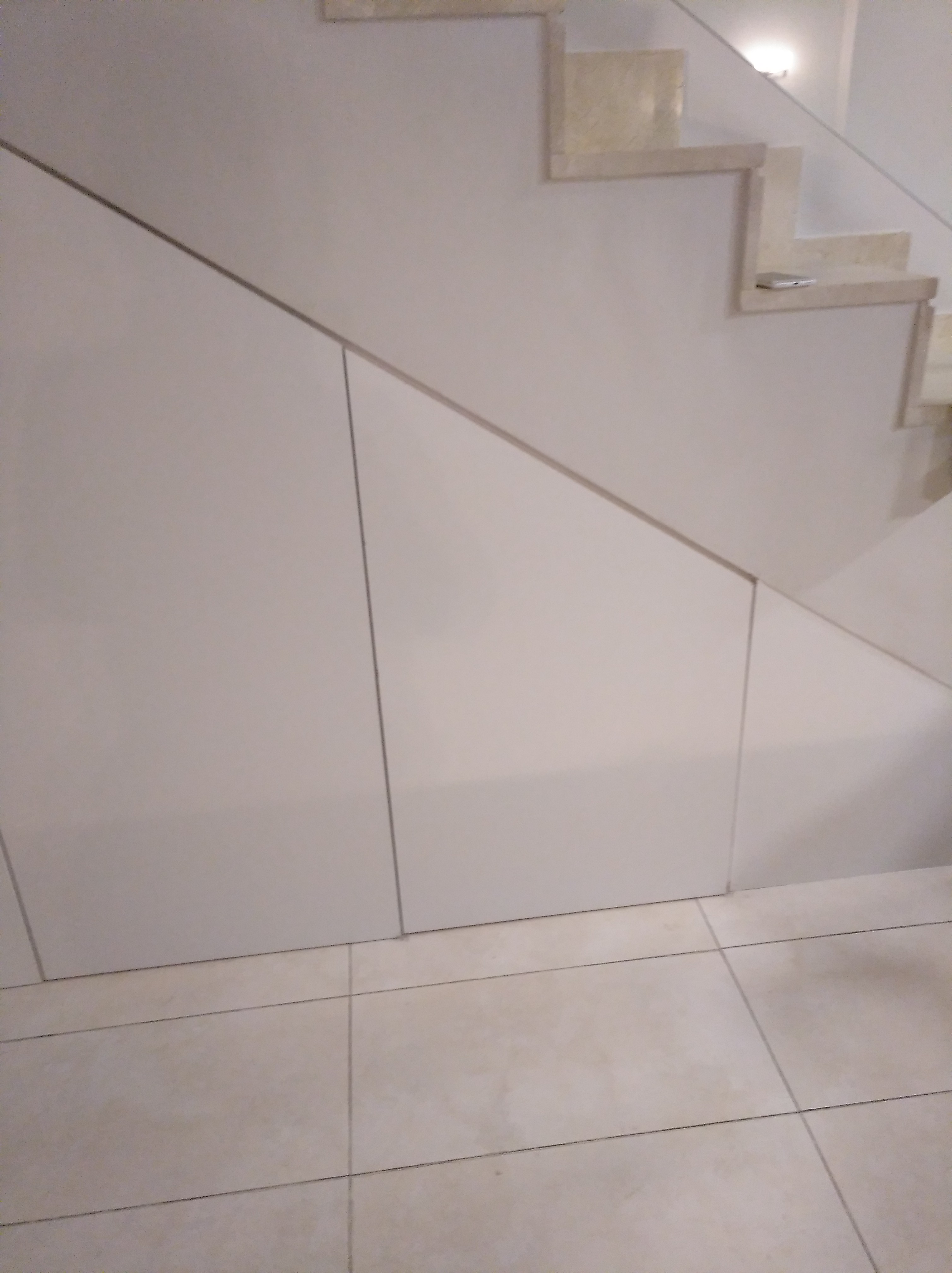 Armario empotrado hueco de la escalera