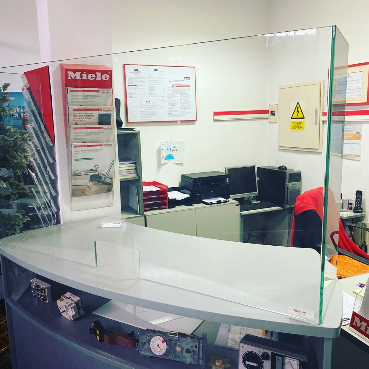 MAMPARAS DE PROTECCION COVID 19