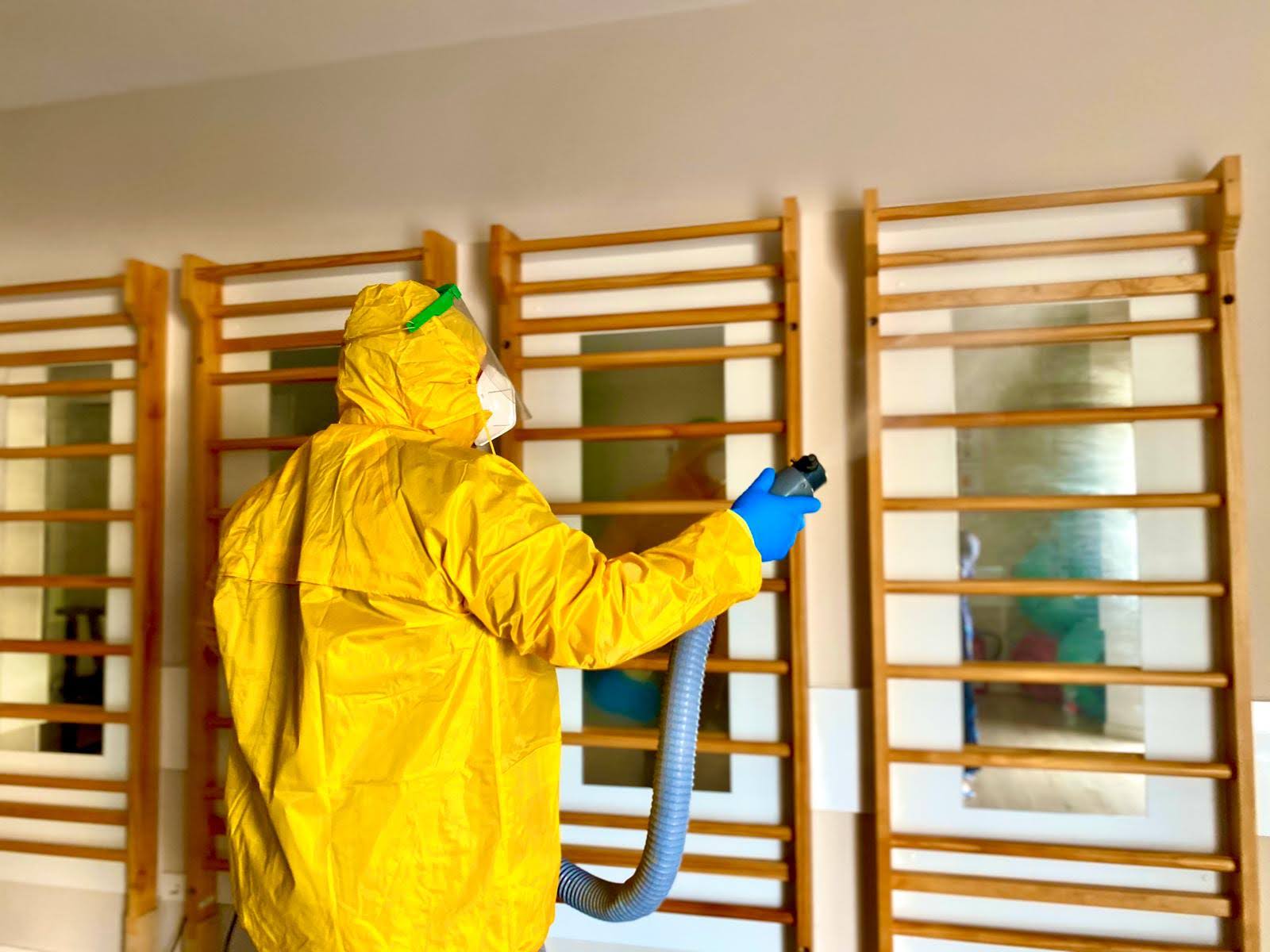 DESINFECCIÓN DE GIMNASIO.