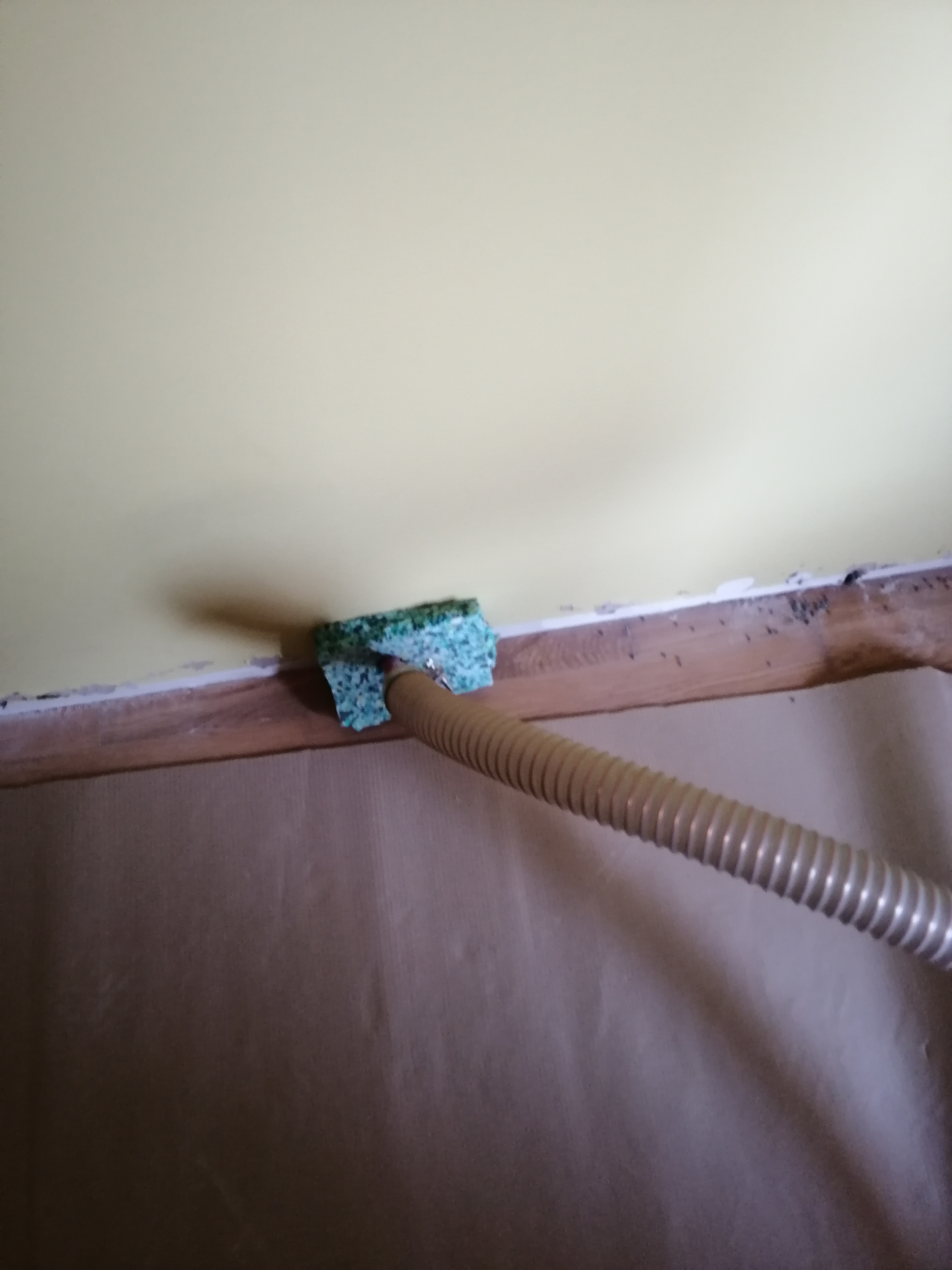 INSUFLADO DE ESFERAS DE EPS EN SUELO