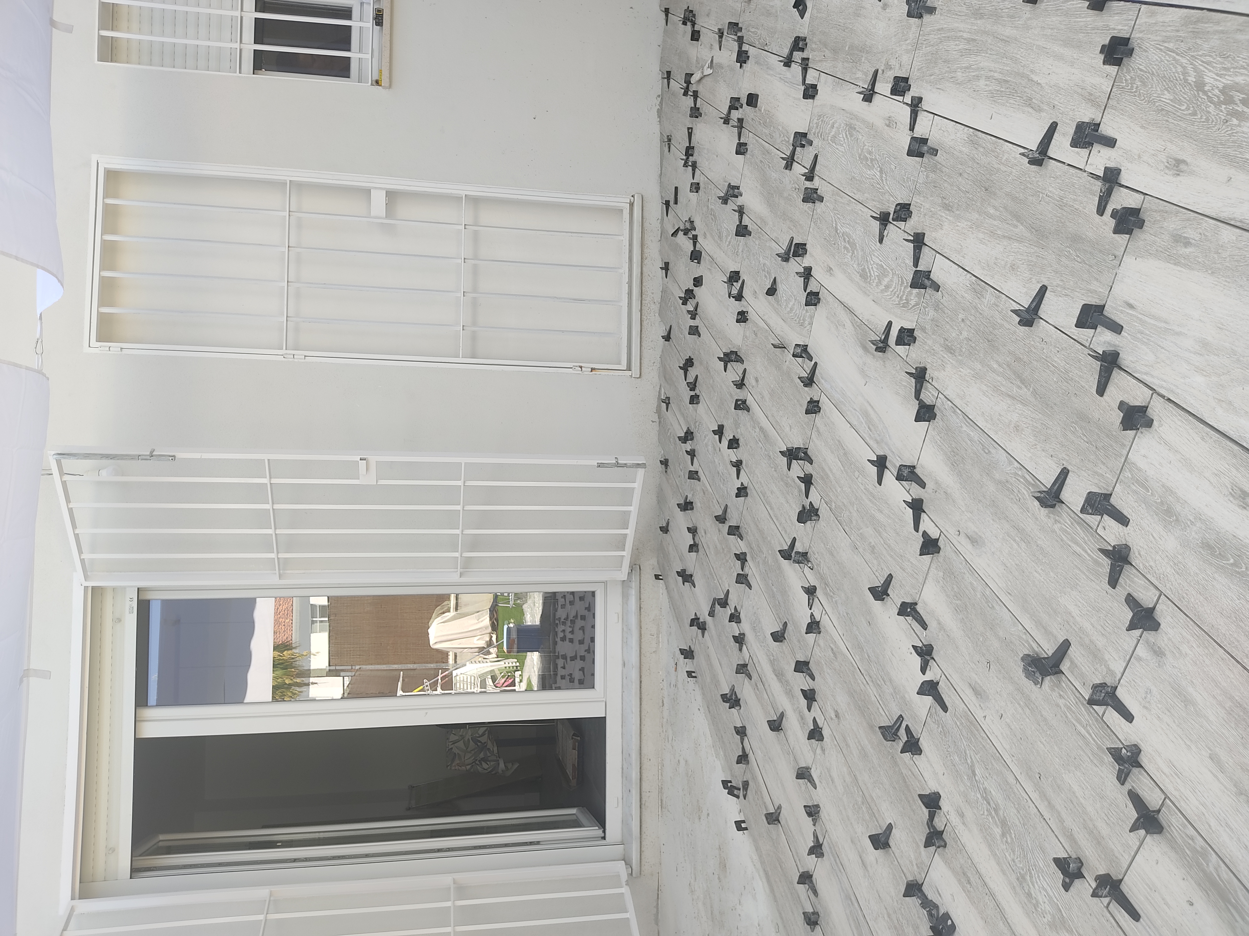 Colocación de suelo en exterior