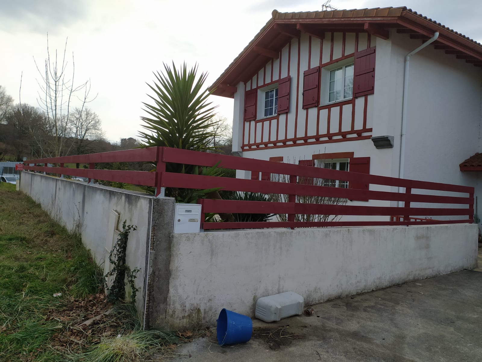 Cercado perimetral de Vivienda