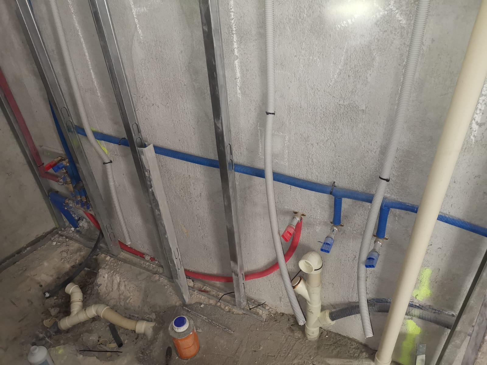 Instalacion de agua caliente sanitaria mediante aerotermia