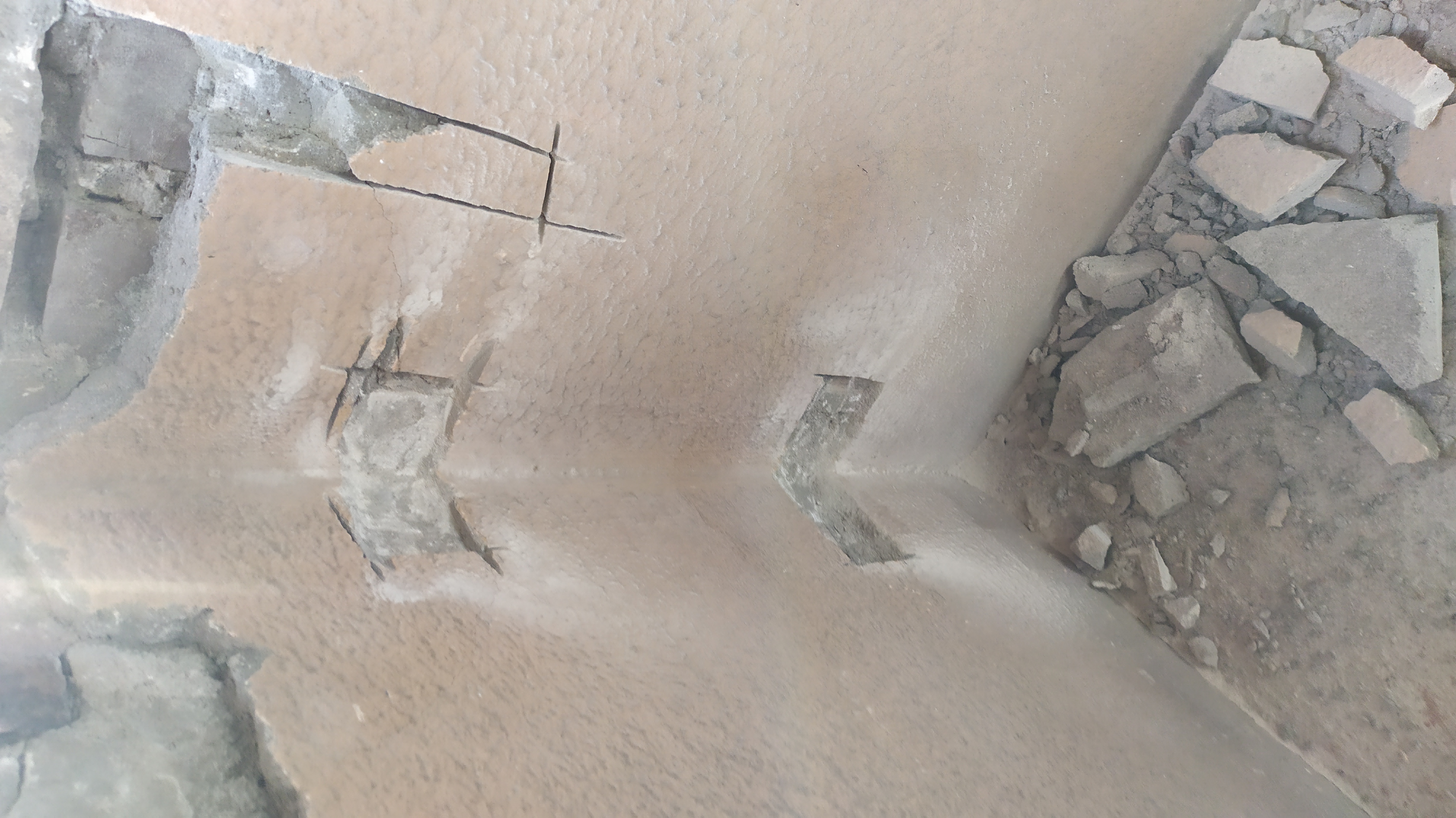 Grieta en fachada corregida