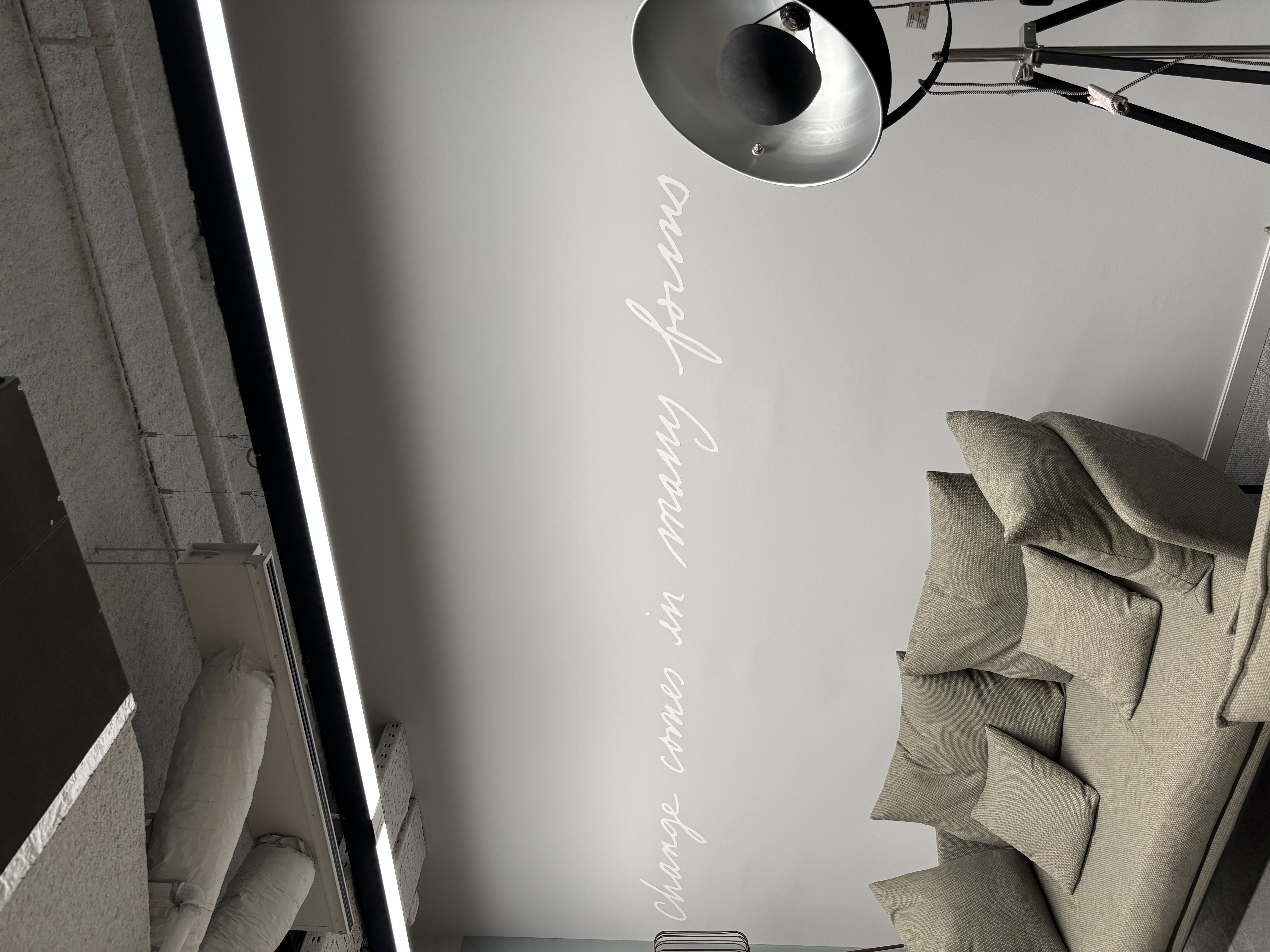 Repintado de pared de oficina