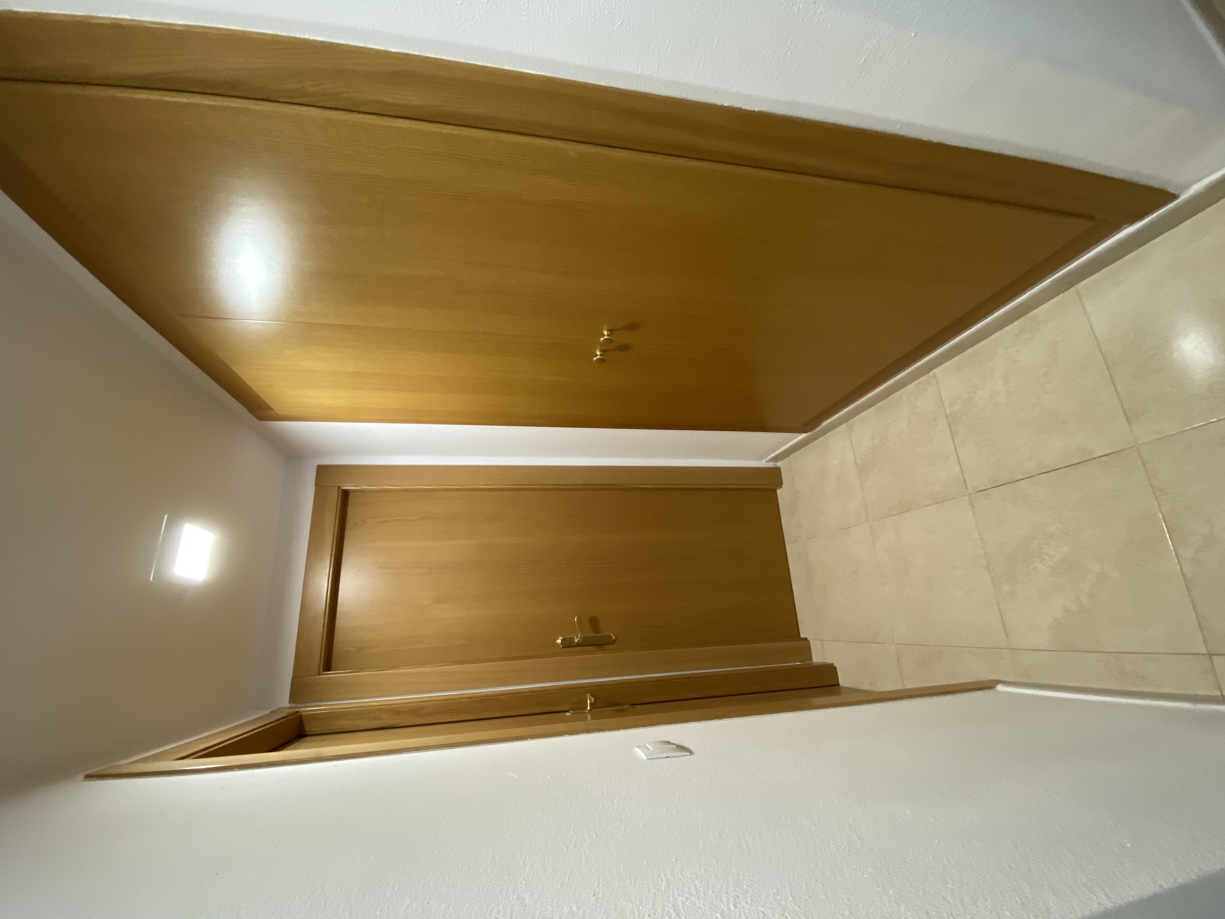 CAMBIO DE UBICACION DE PUERTAS