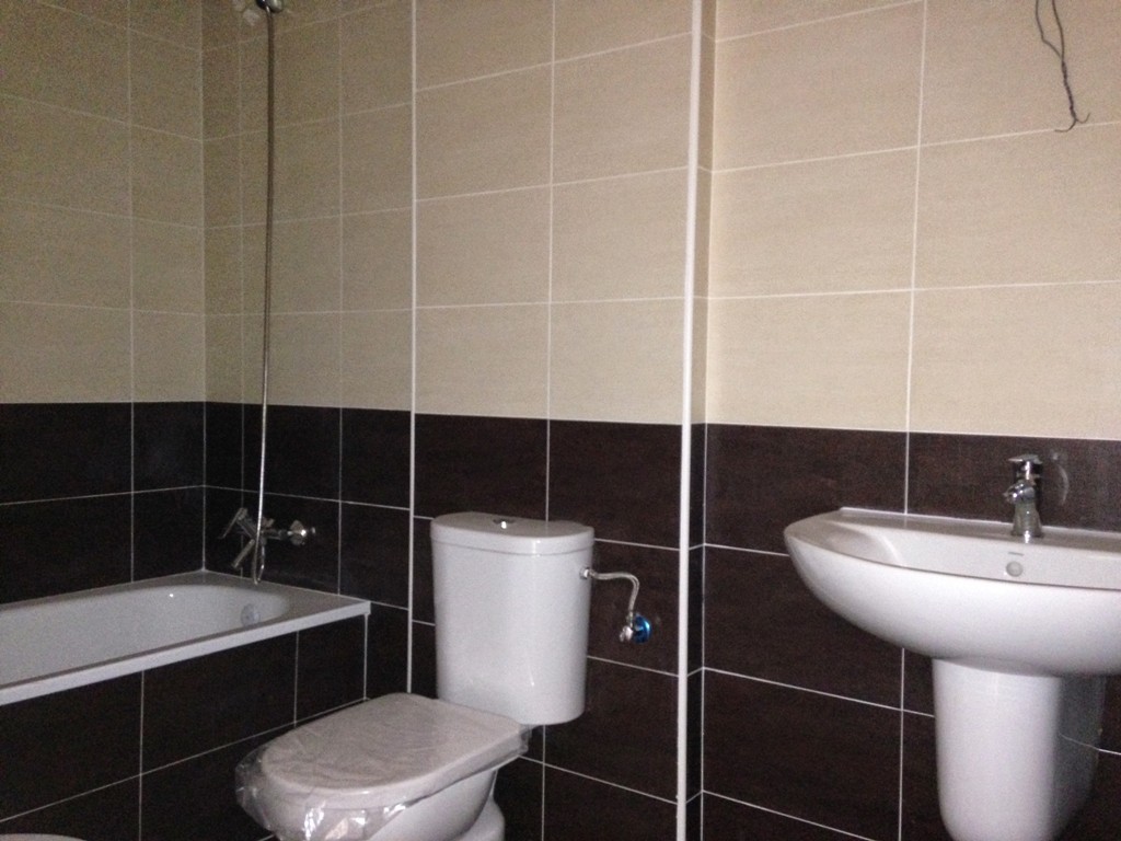 Baño con bañera Brisas de la Colina