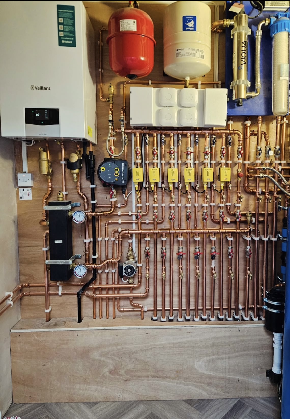 Instalación de caldera y colectores