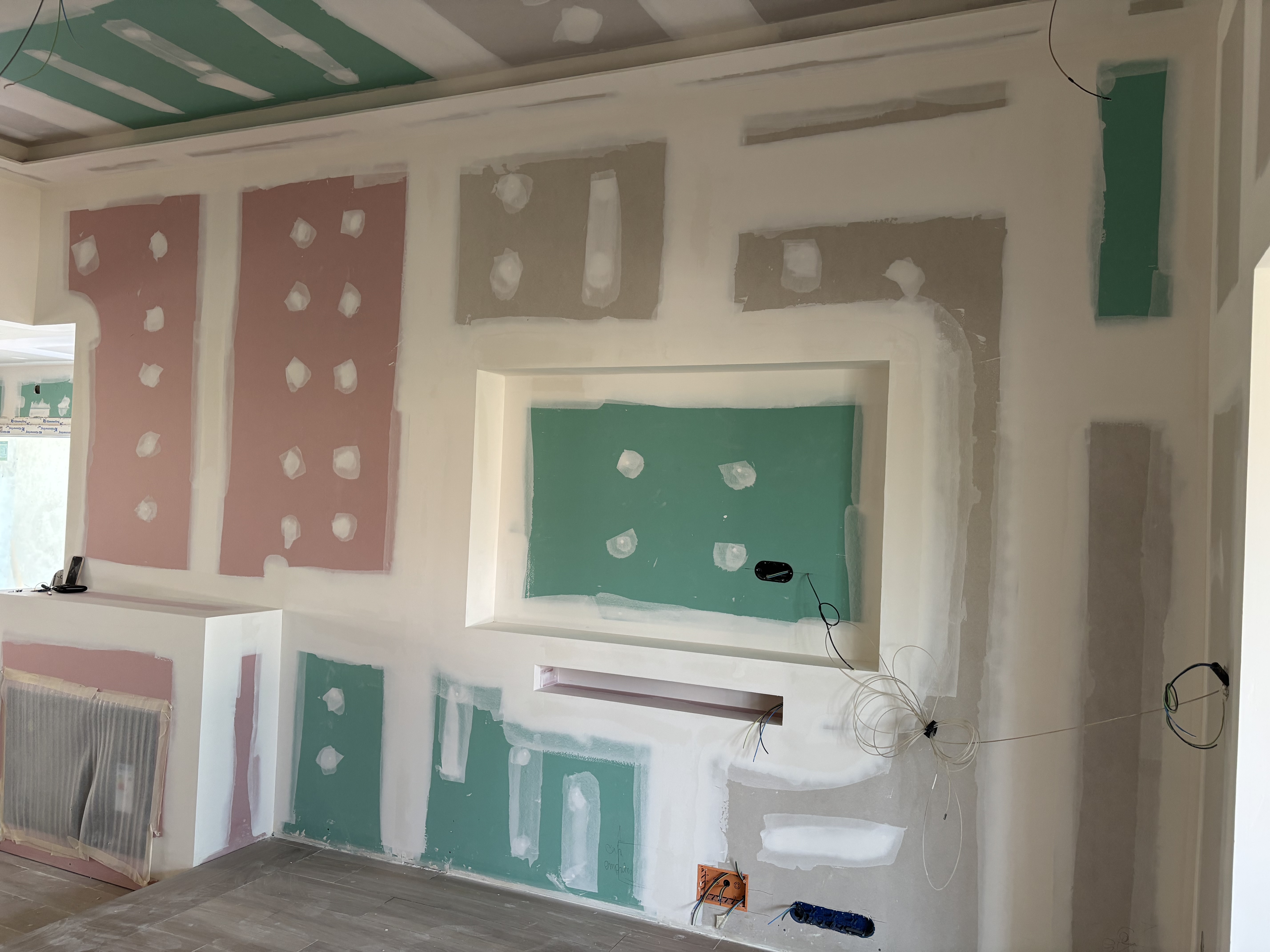 Mueble TV y chimenea