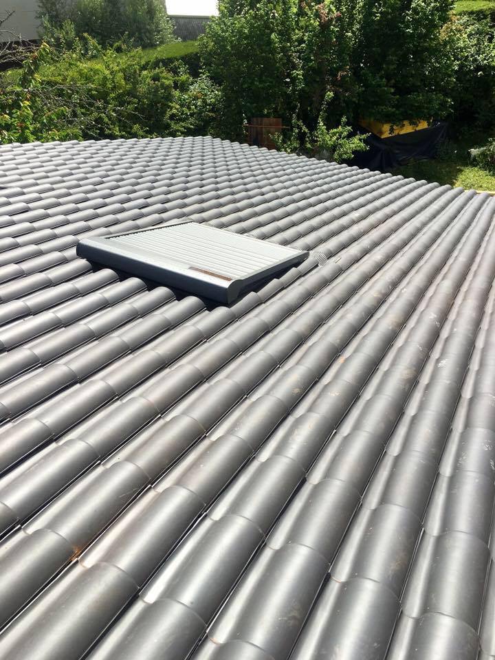 TEJADO,AISLAMIENTO ,VELUX/PERSIANA SOLAR..