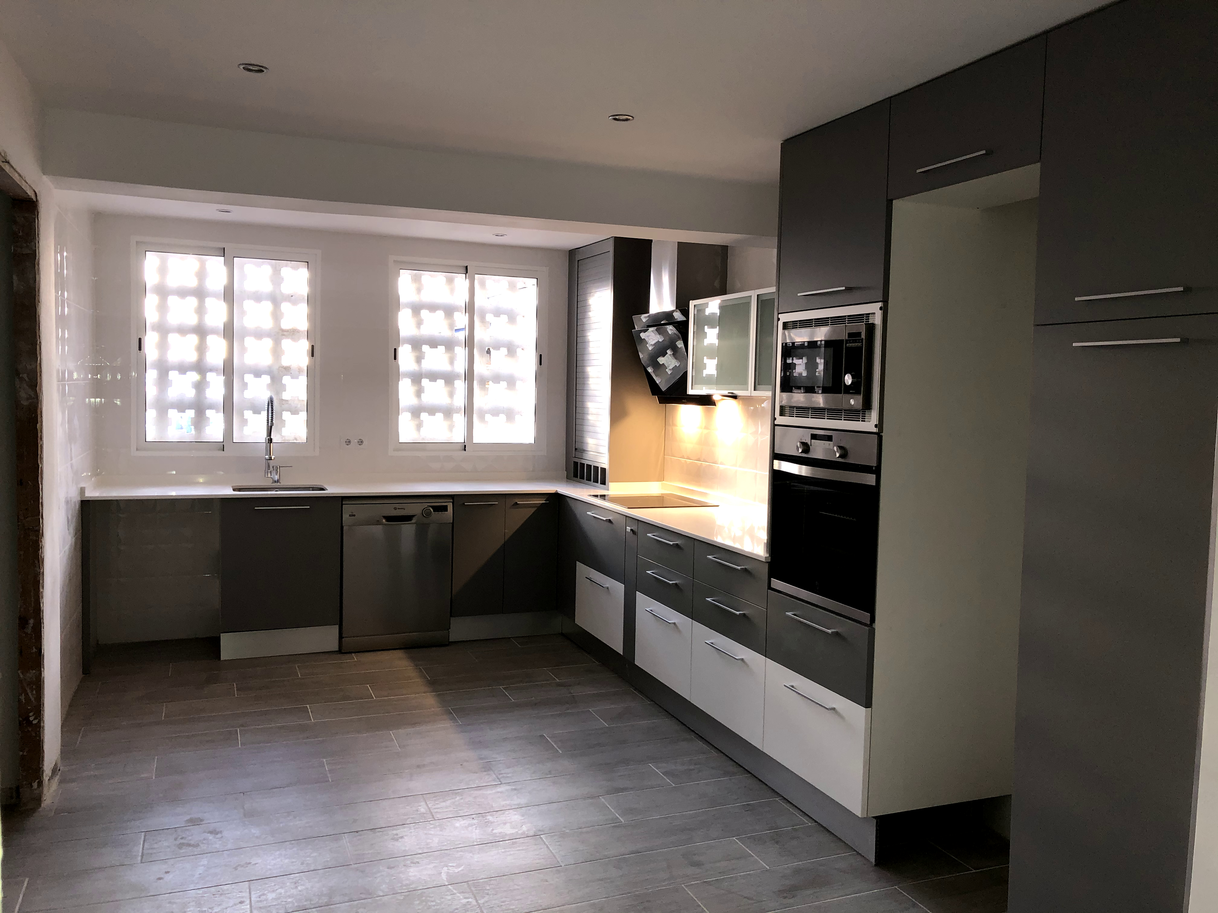 Cocina de diseño y fabricación propio