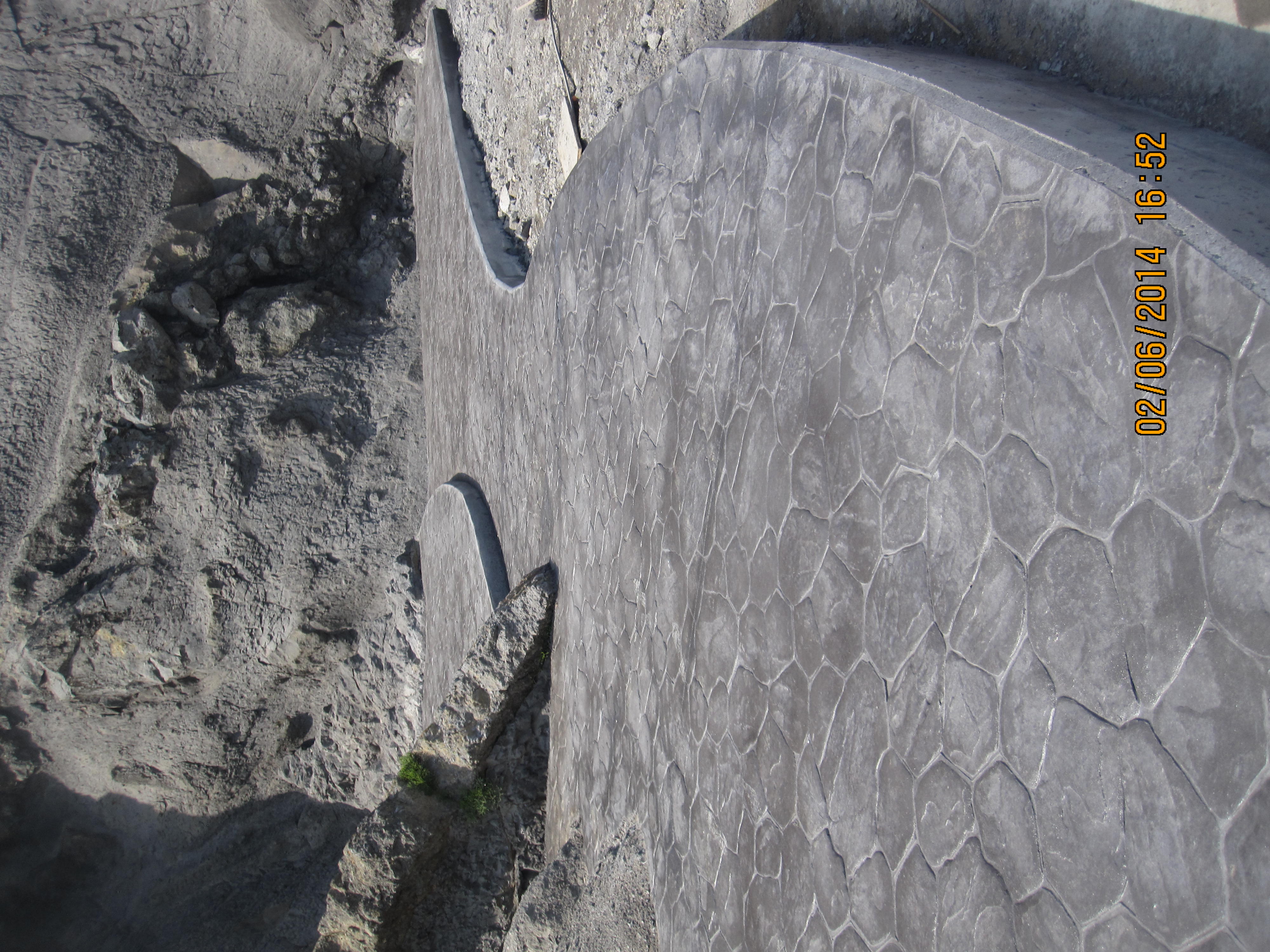 HORMIGÓN IMPRESO ( PIEDRA IRREGULAR )