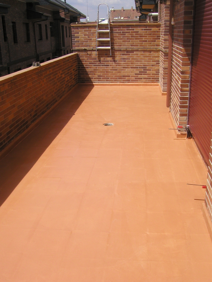 IMPERMEABILIZACION TERRAZA CON MICROCEMENTO
