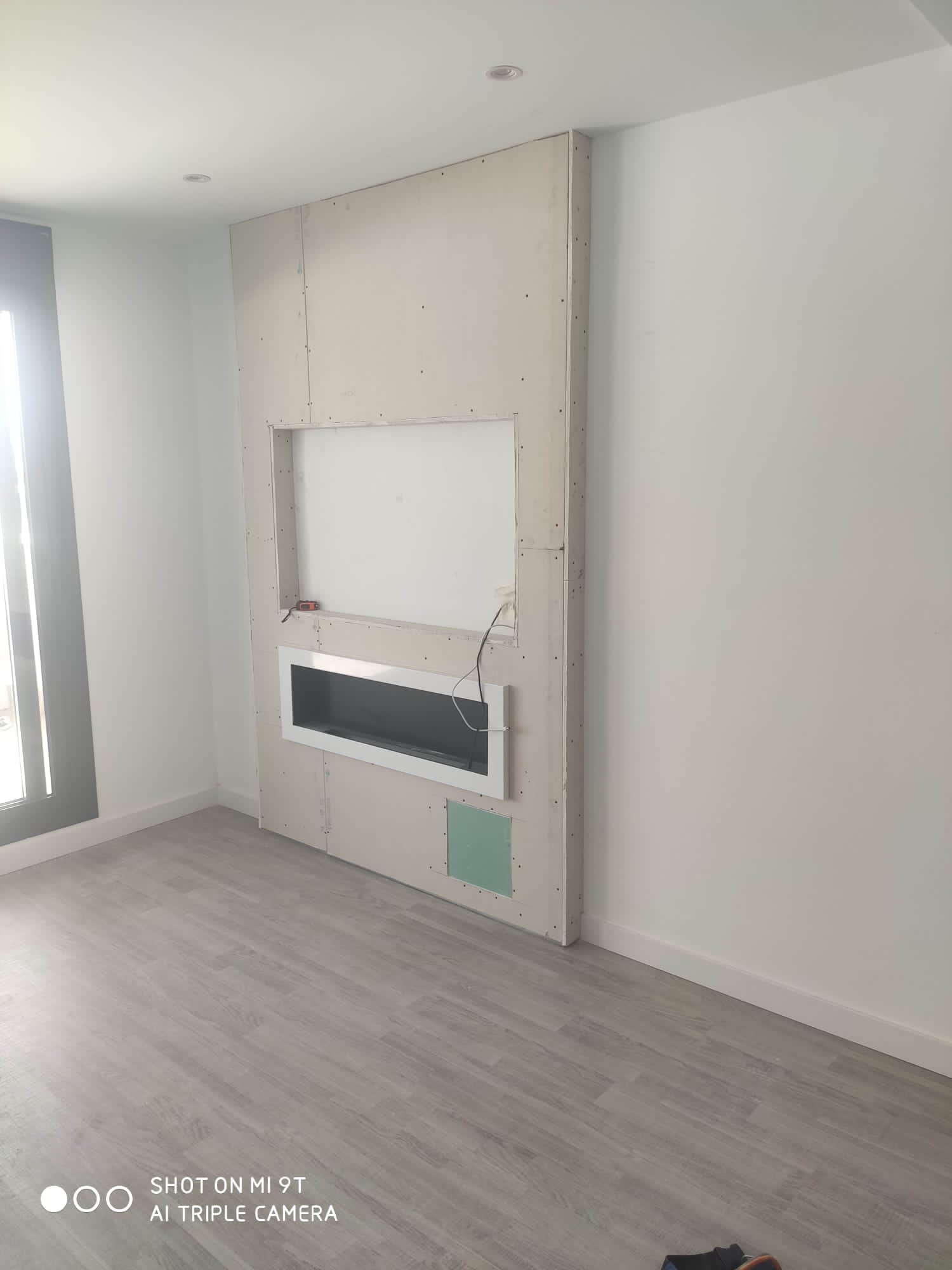 Proceso chimenea y tv