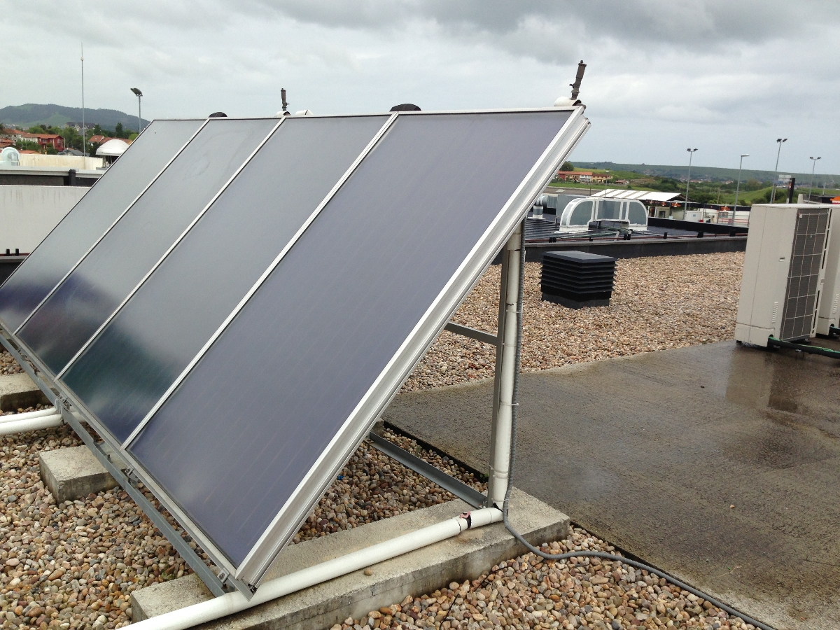 INSTALACION DE ENERGIA SOLAR TERMICA