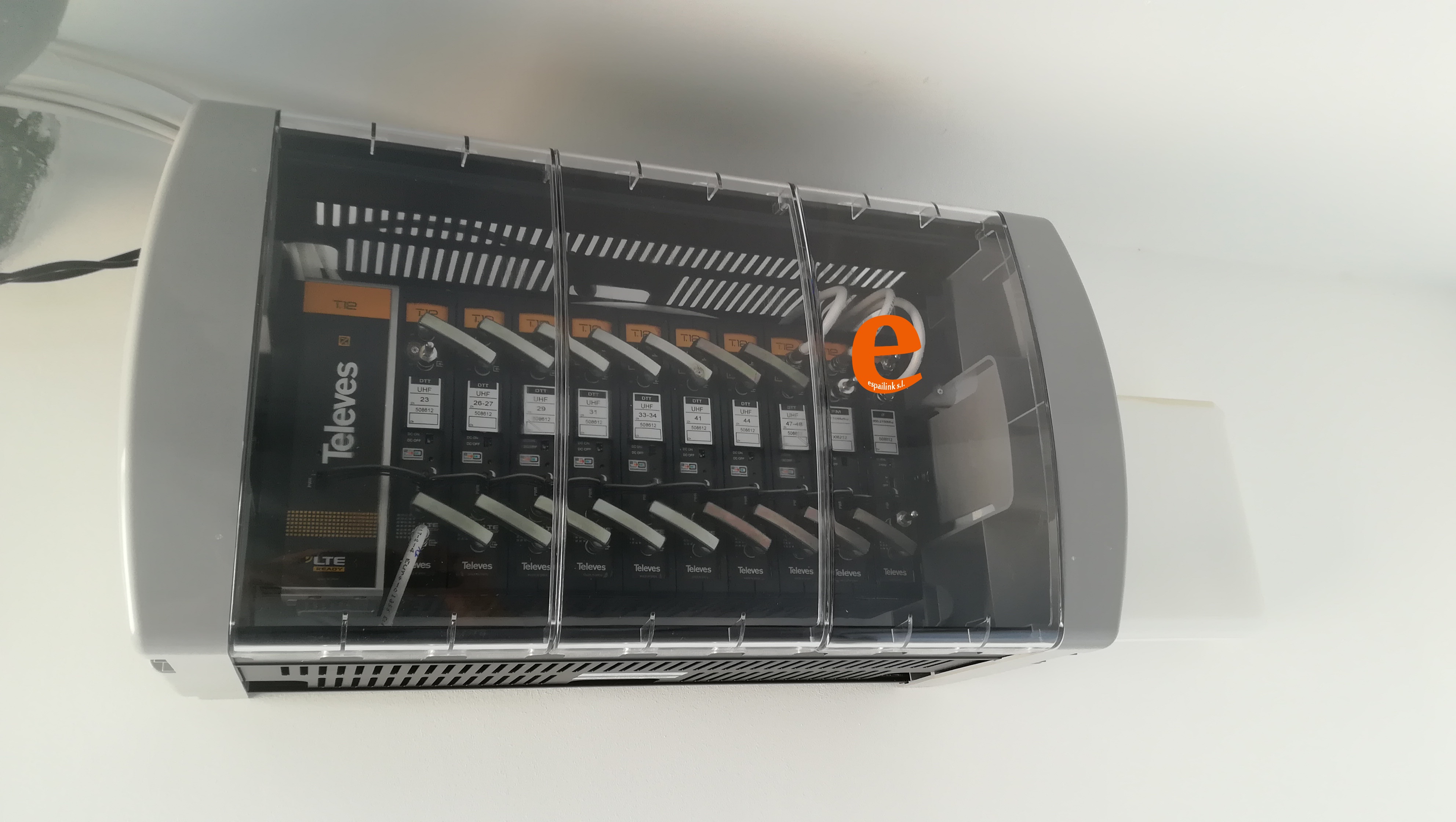 Equipo centralita TV comunidades