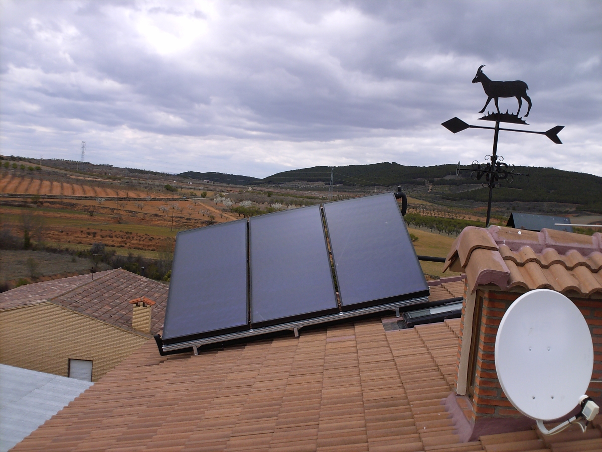 Instalación Solar Térmica en La Vilueña (ZGZ)